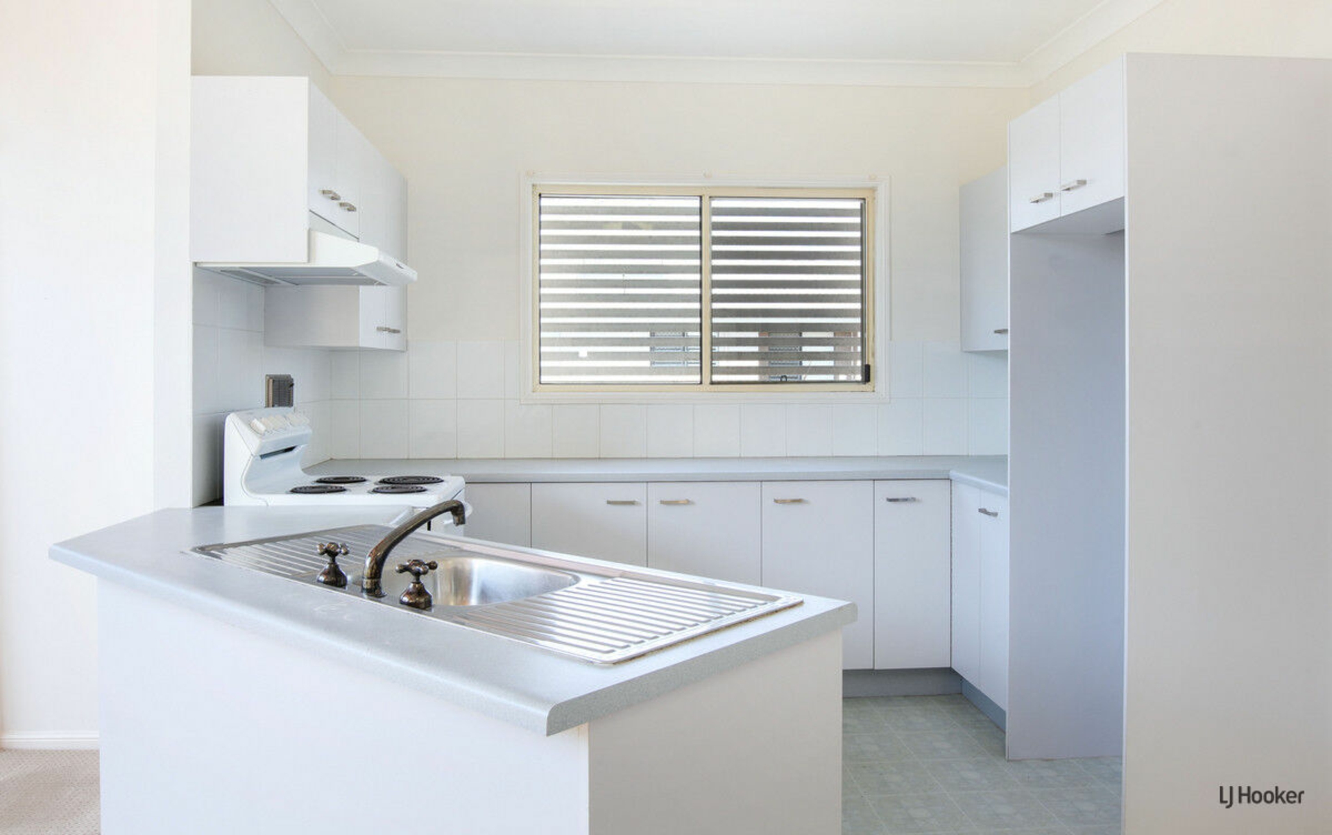 2/115 Petrel Avenue, MERMAID BEACH