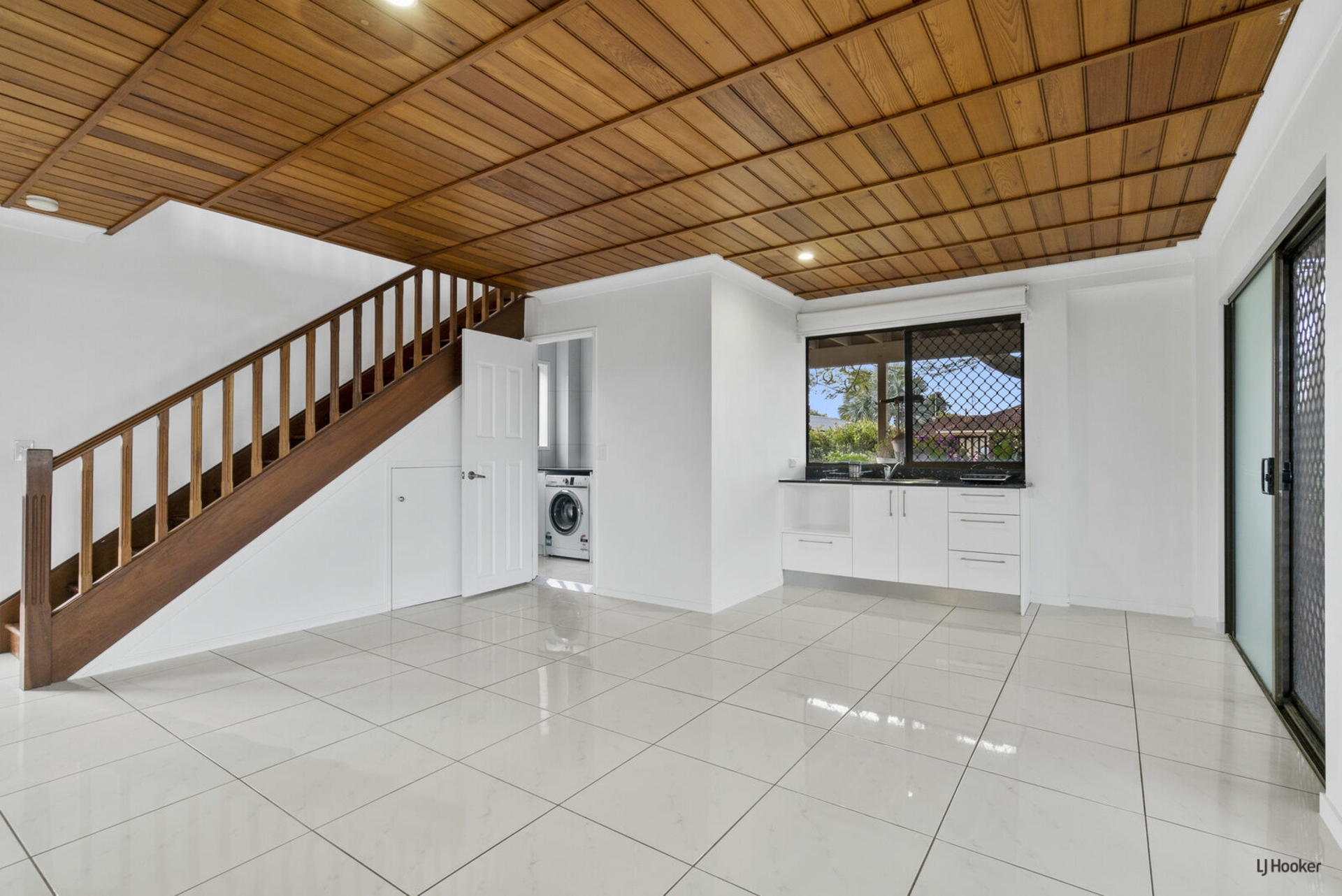 18 Holbrook Way, ELANORA