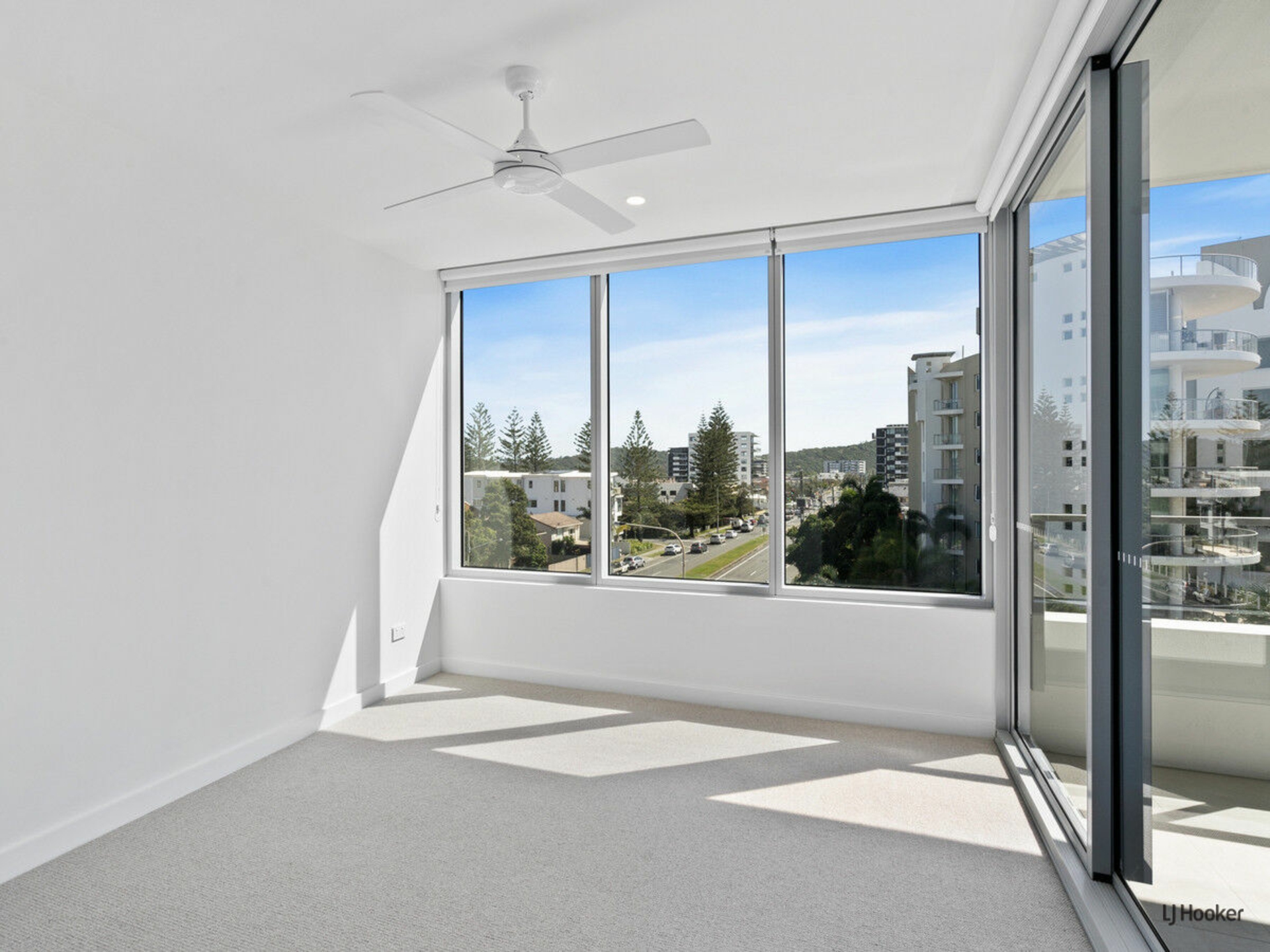 504/4 Twenty First Avenue, PALM BEACH