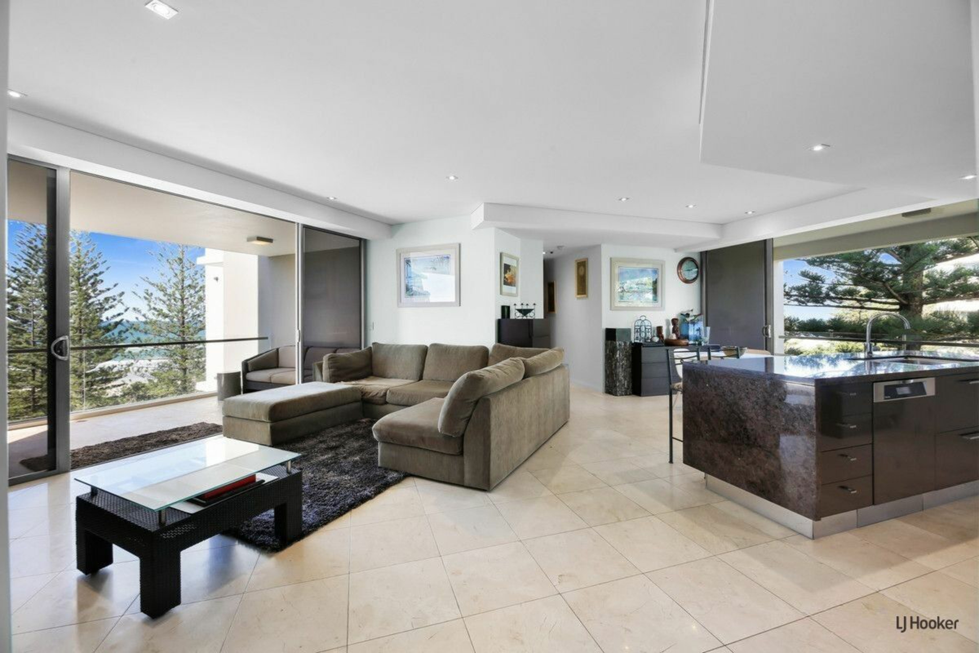 502/3 Fifth Avenue, BURLEIGH HEADS