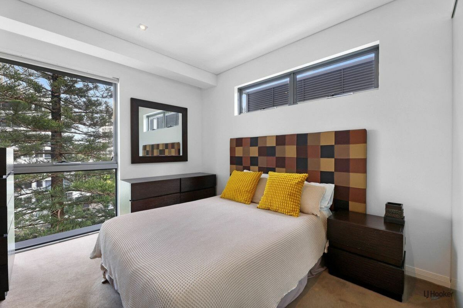 502/3 Fifth Avenue, BURLEIGH HEADS