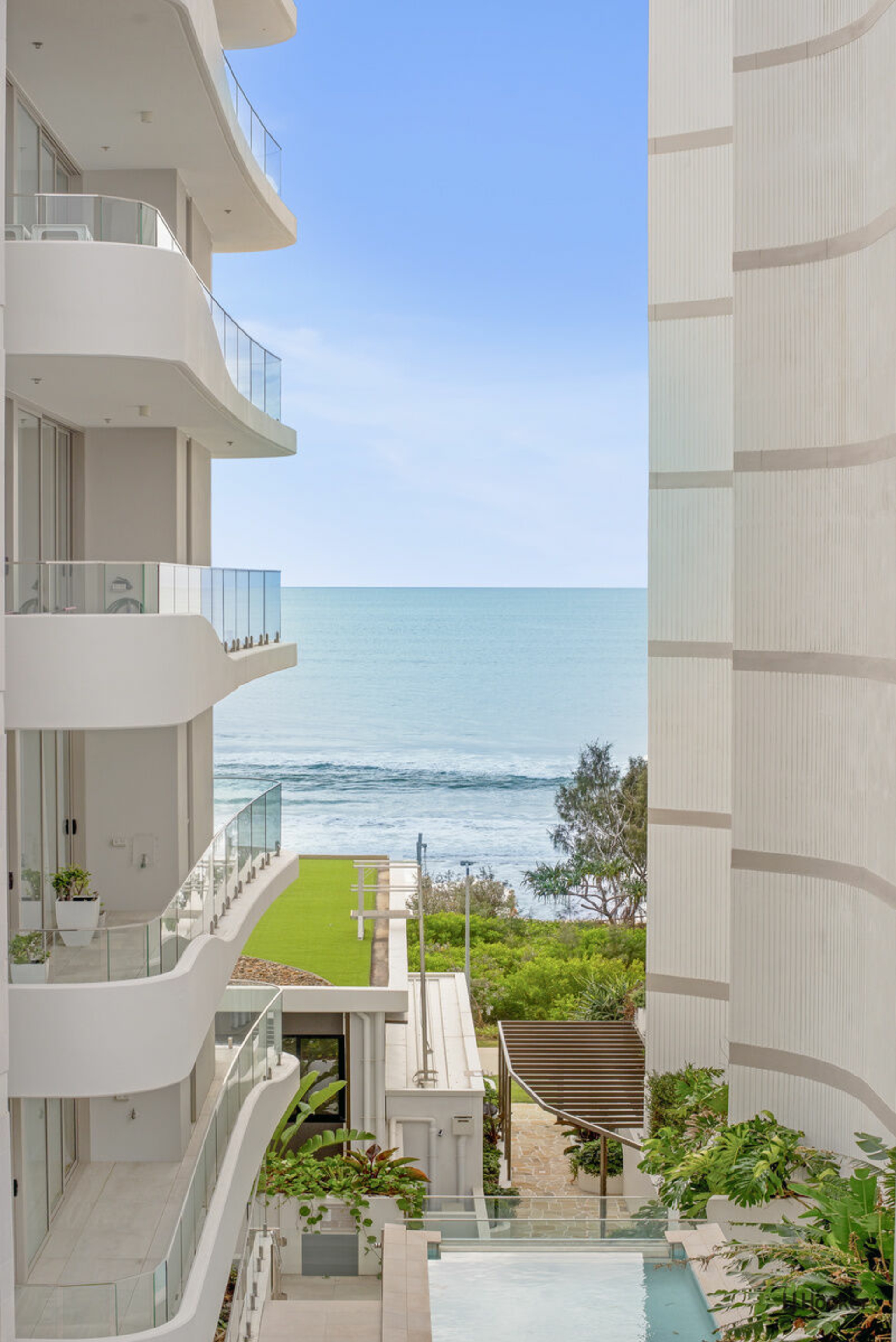 4/1453 Gold Coast Highway, PALM BEACH
