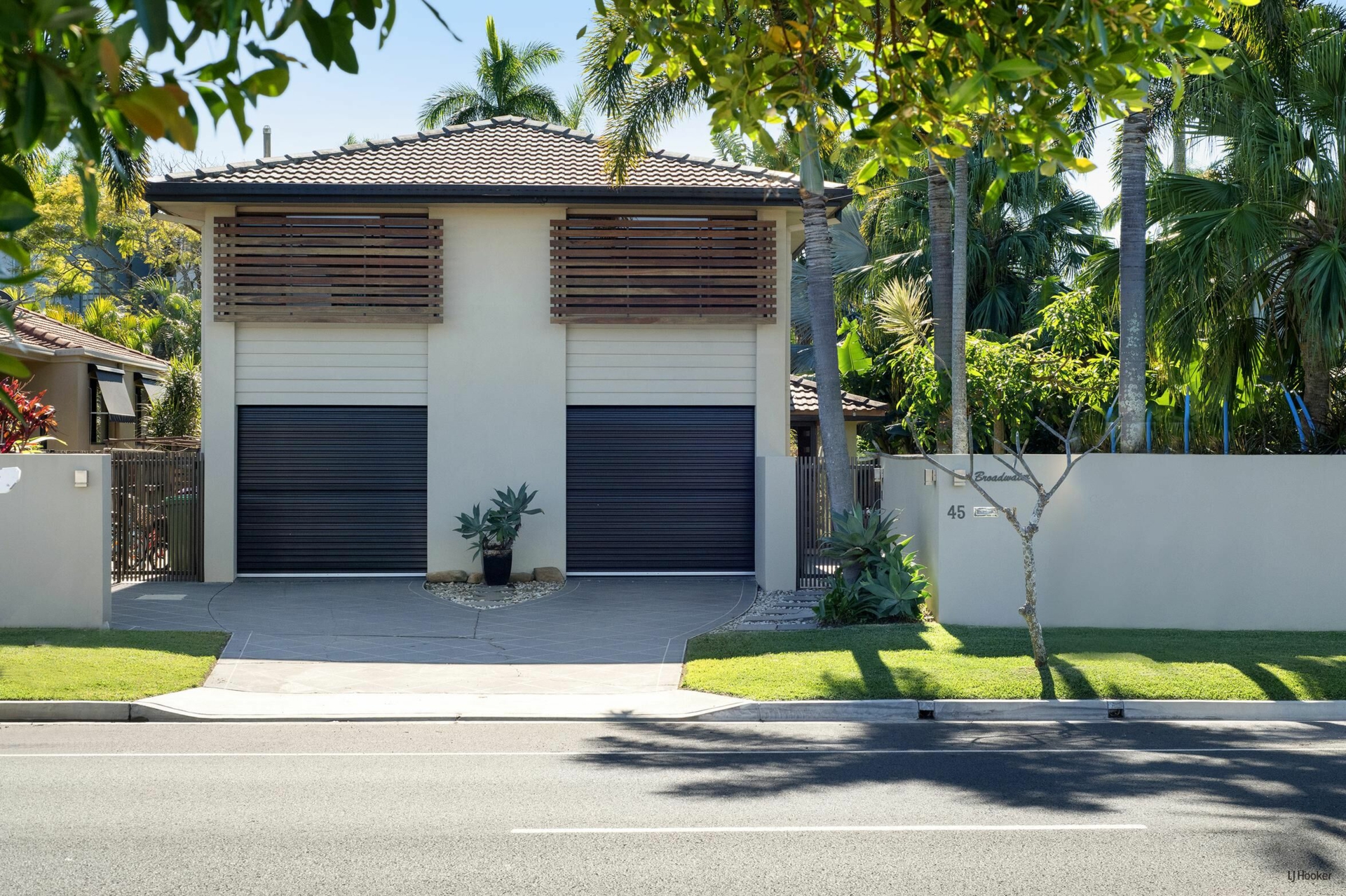 45 Broadwater Street, RUNAWAY BAY