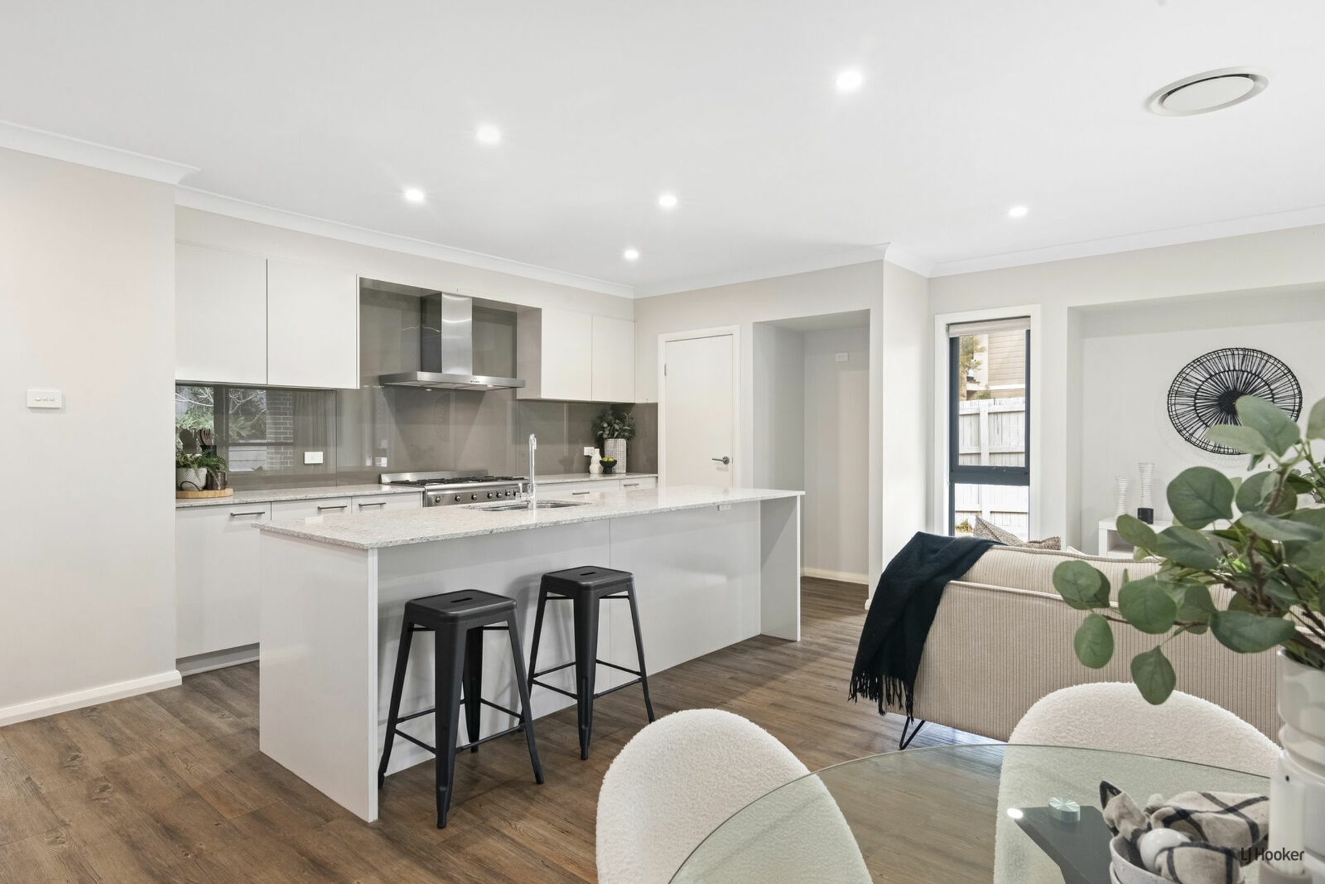 33 Sapphire Place, ELANORA