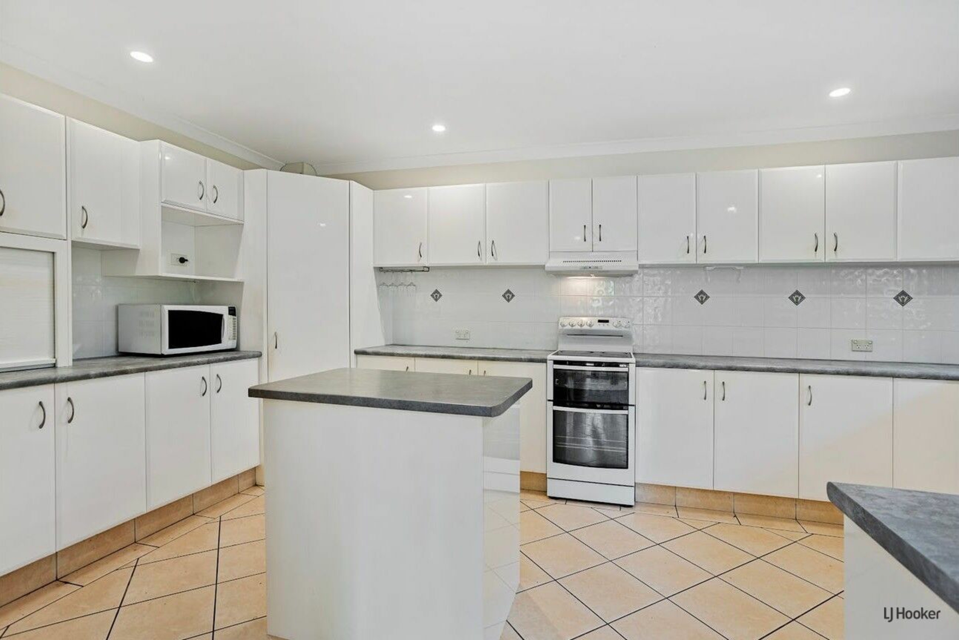 2/57 Tweed Coast Road, HASTINGS POINT
