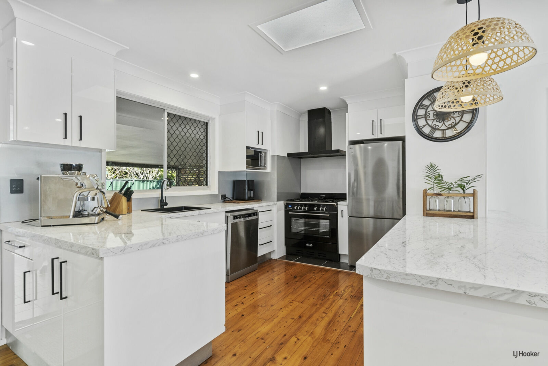 8 Drumfish Drive, CURRUMBIN WATERS