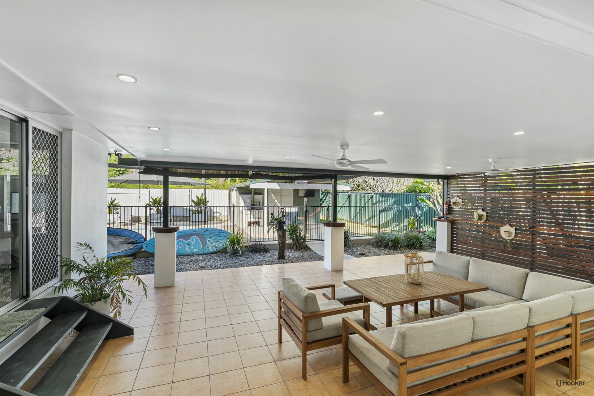 8 Drumfish Drive, CURRUMBIN WATERS
