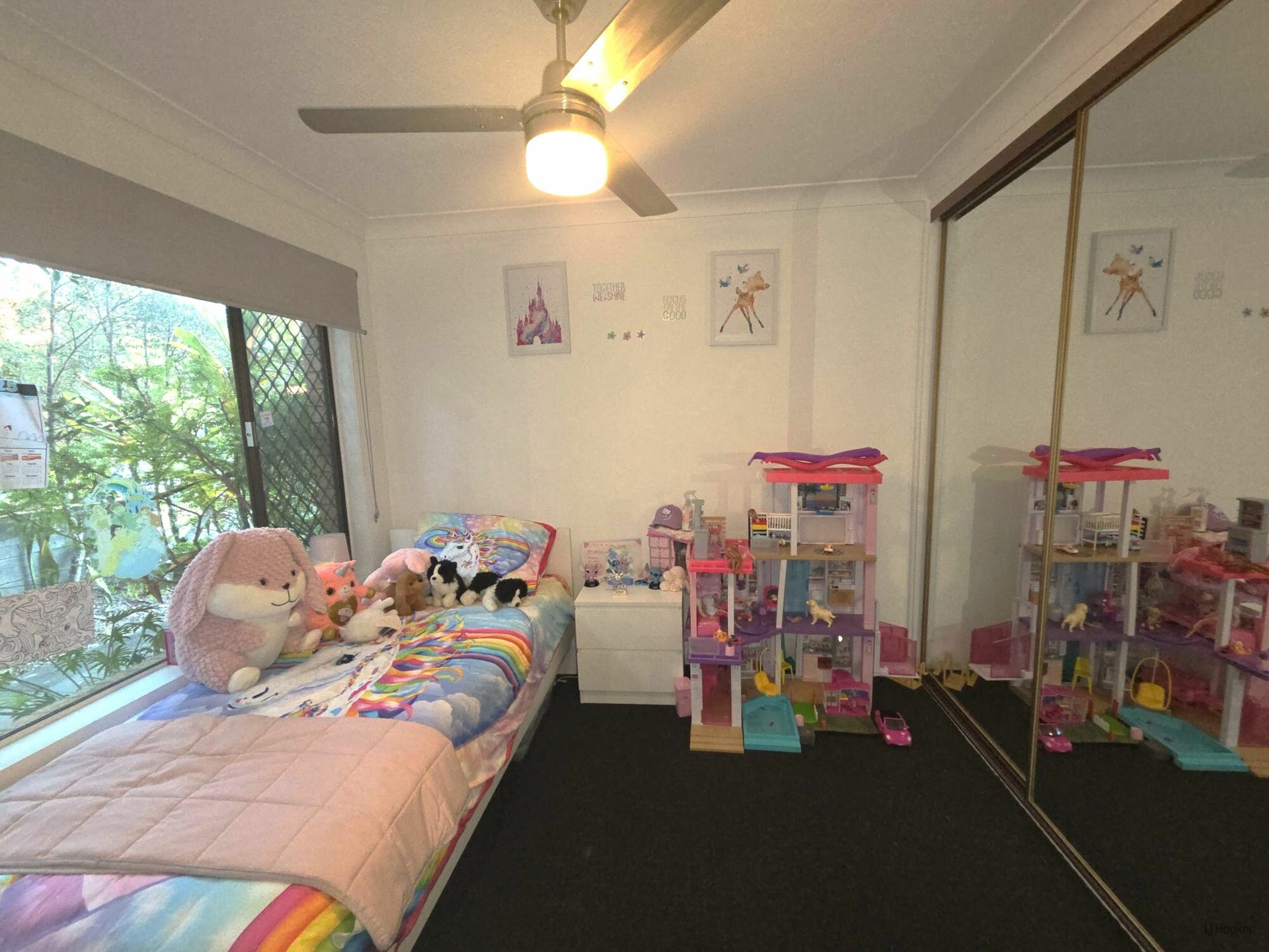 1/8 Nalla Court, PALM BEACH