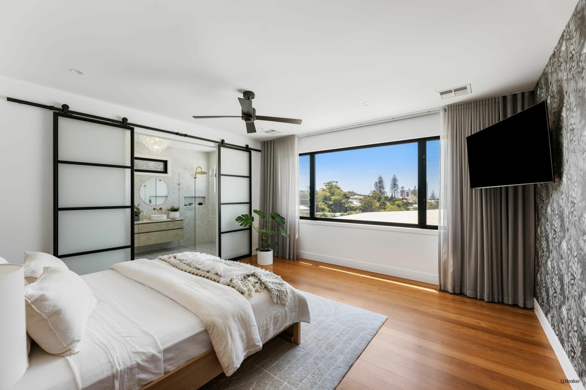 7 Tooloon Street, Coolangatta