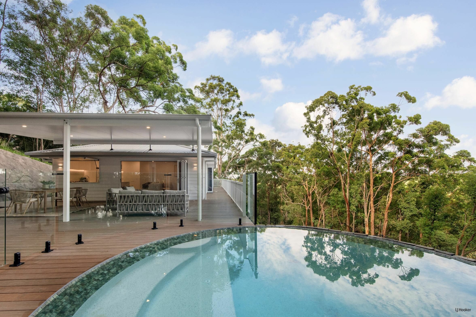 206 Tierney Drive, Currumbin Waters