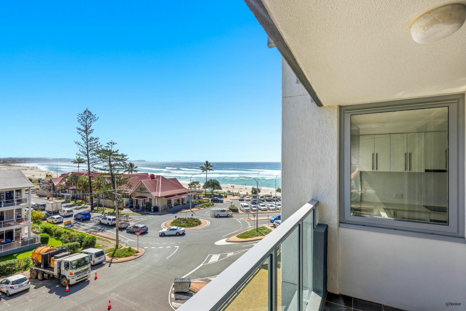 13/22 Marine Parade, Coolangatta