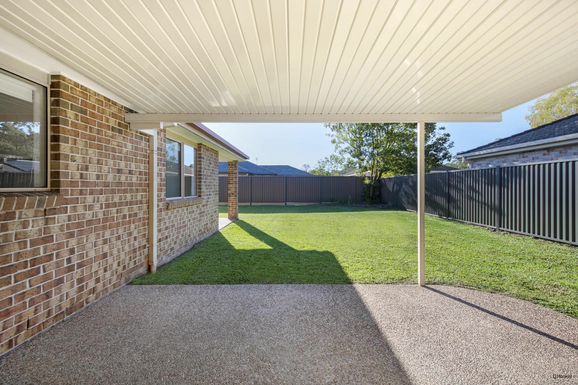 16 Chippendale Crescent — photo 17 of 19