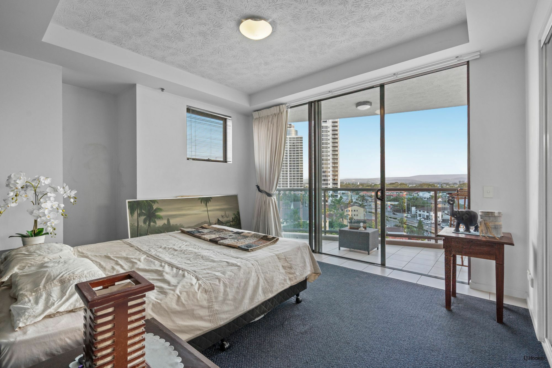 806/2865 Gold Coast Highway — photo 10 of 25