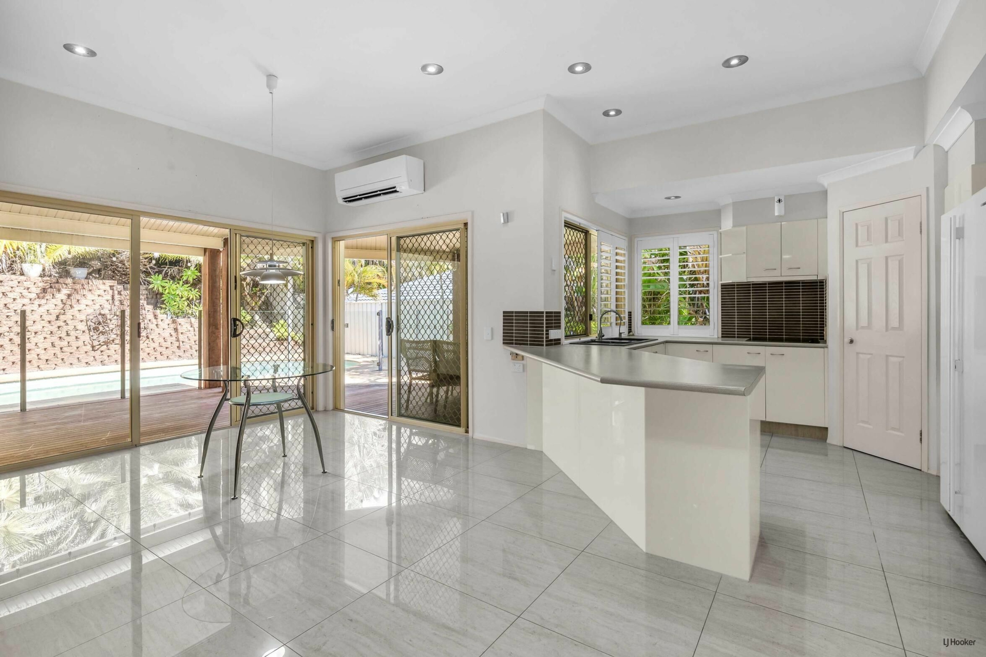 10 Wyllie Way — photo 3 of 19