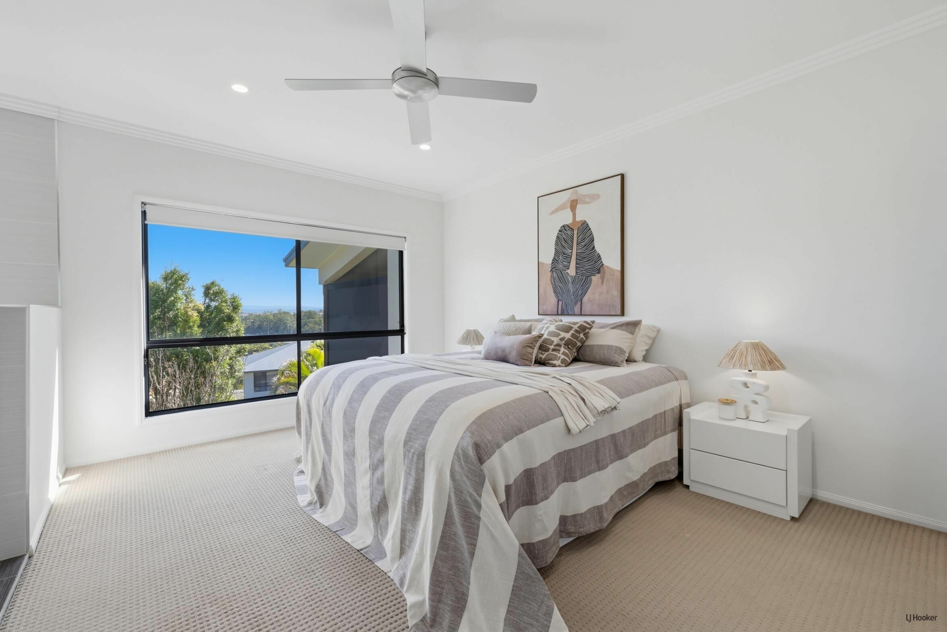 52 Sky Royal Terrace — photo 17 of 30