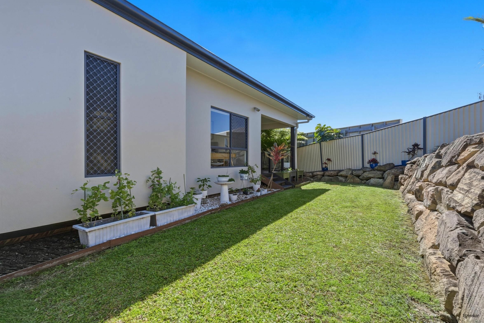 52 Sky Royal Terrace — photo 29 of 30