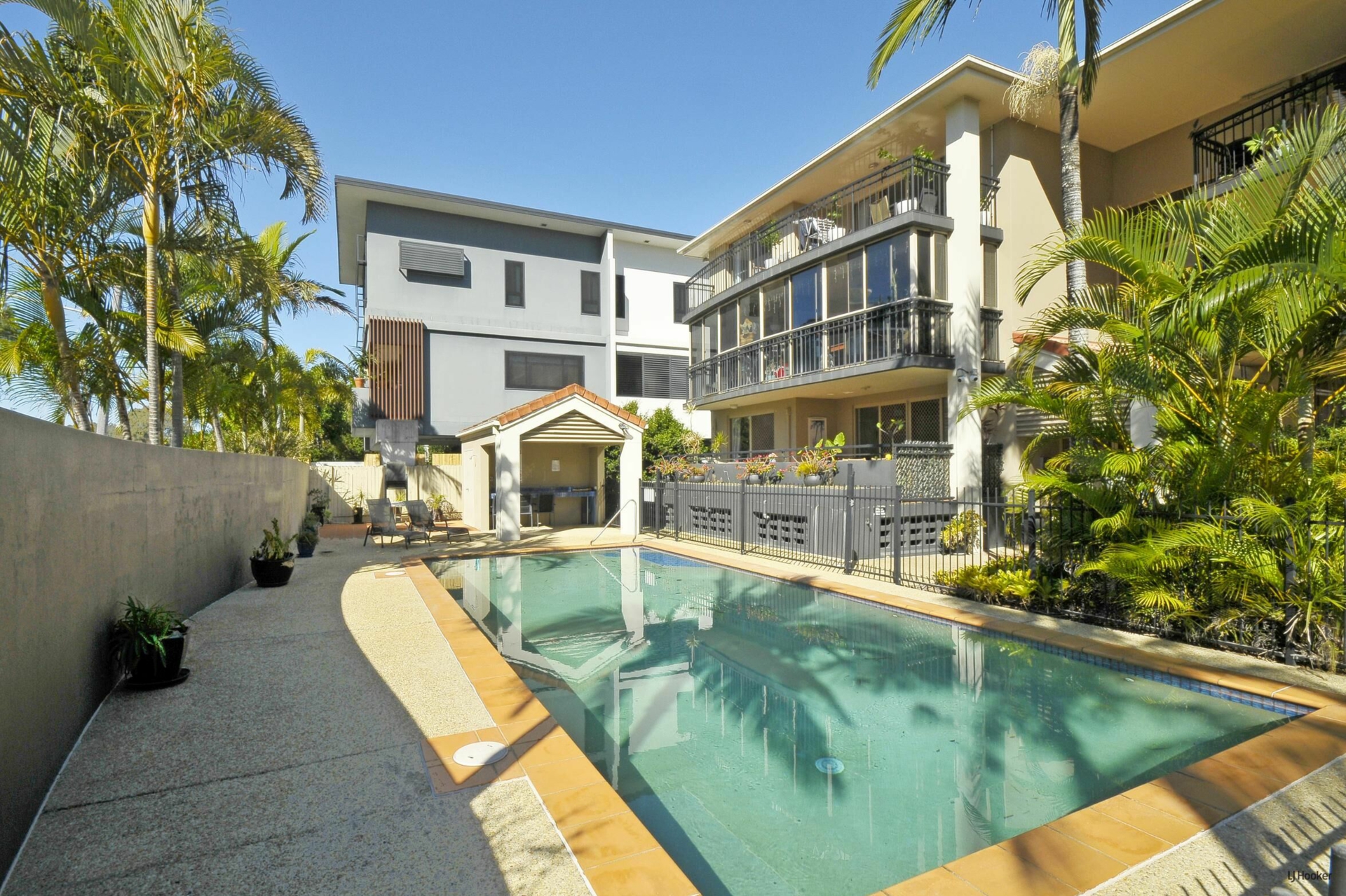10/1040 Gold Coast Highway — photo 17 of 29
