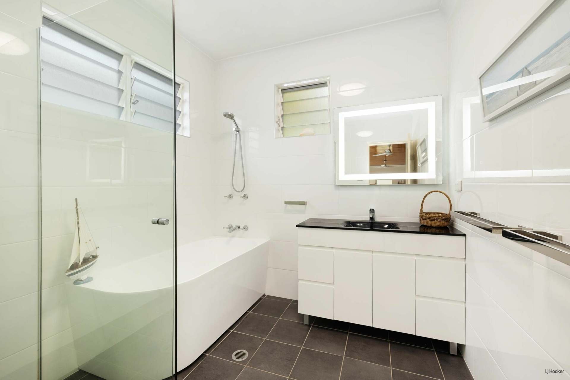47 Hayles Avenue — photo 6 of 11
