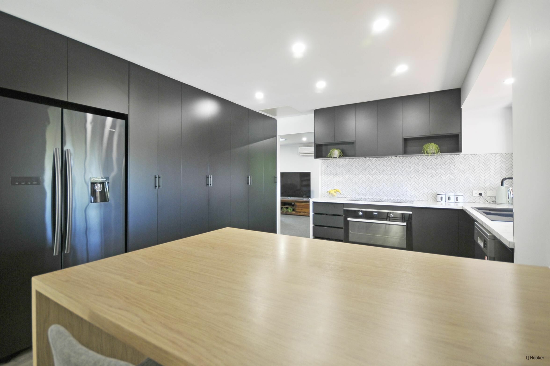 12 Currant Street — photo 8 of 27