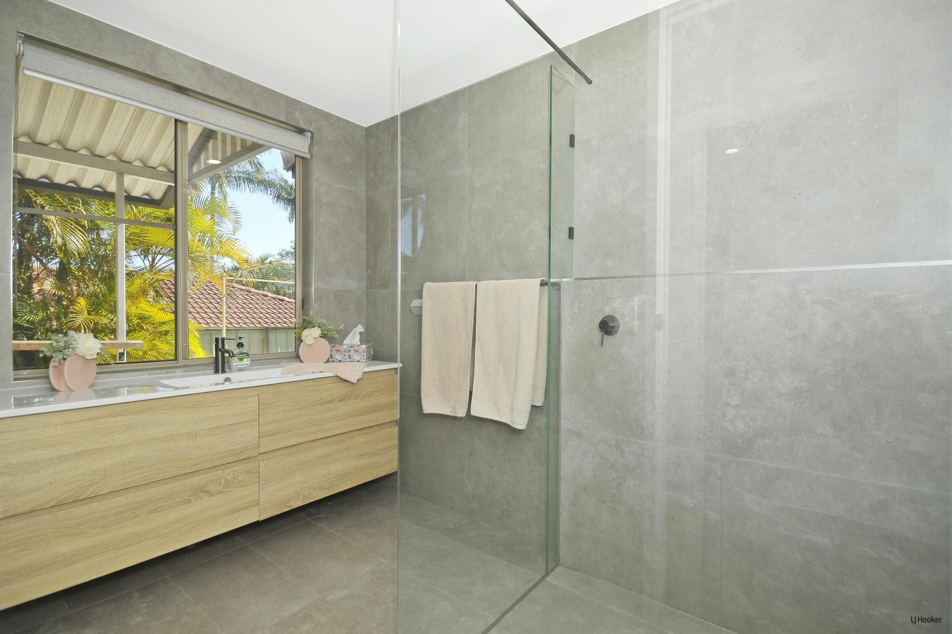12 Currant Street — photo 18 of 27