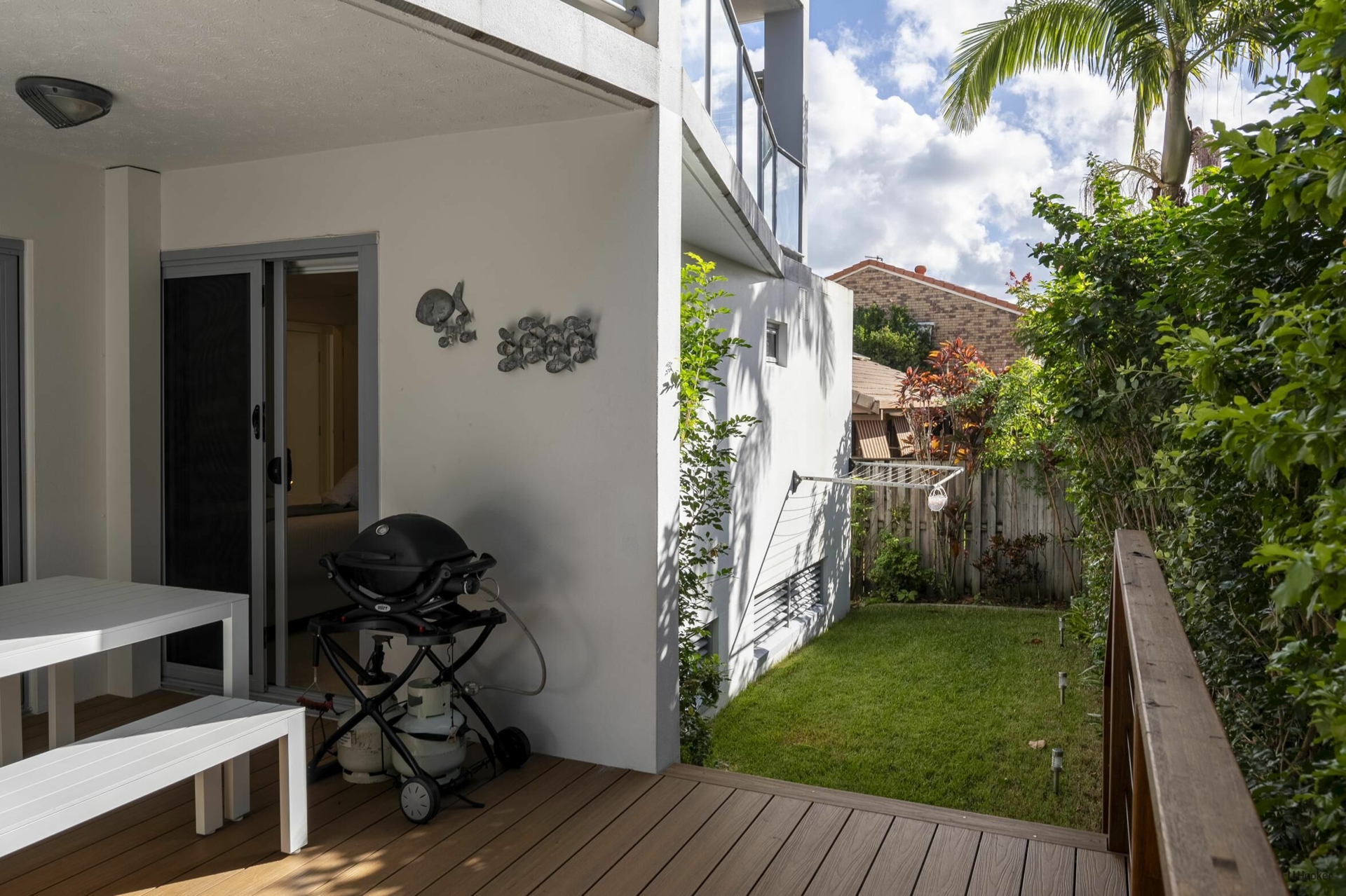 1/61 Tallebudgera Drive — photo 7 of 22