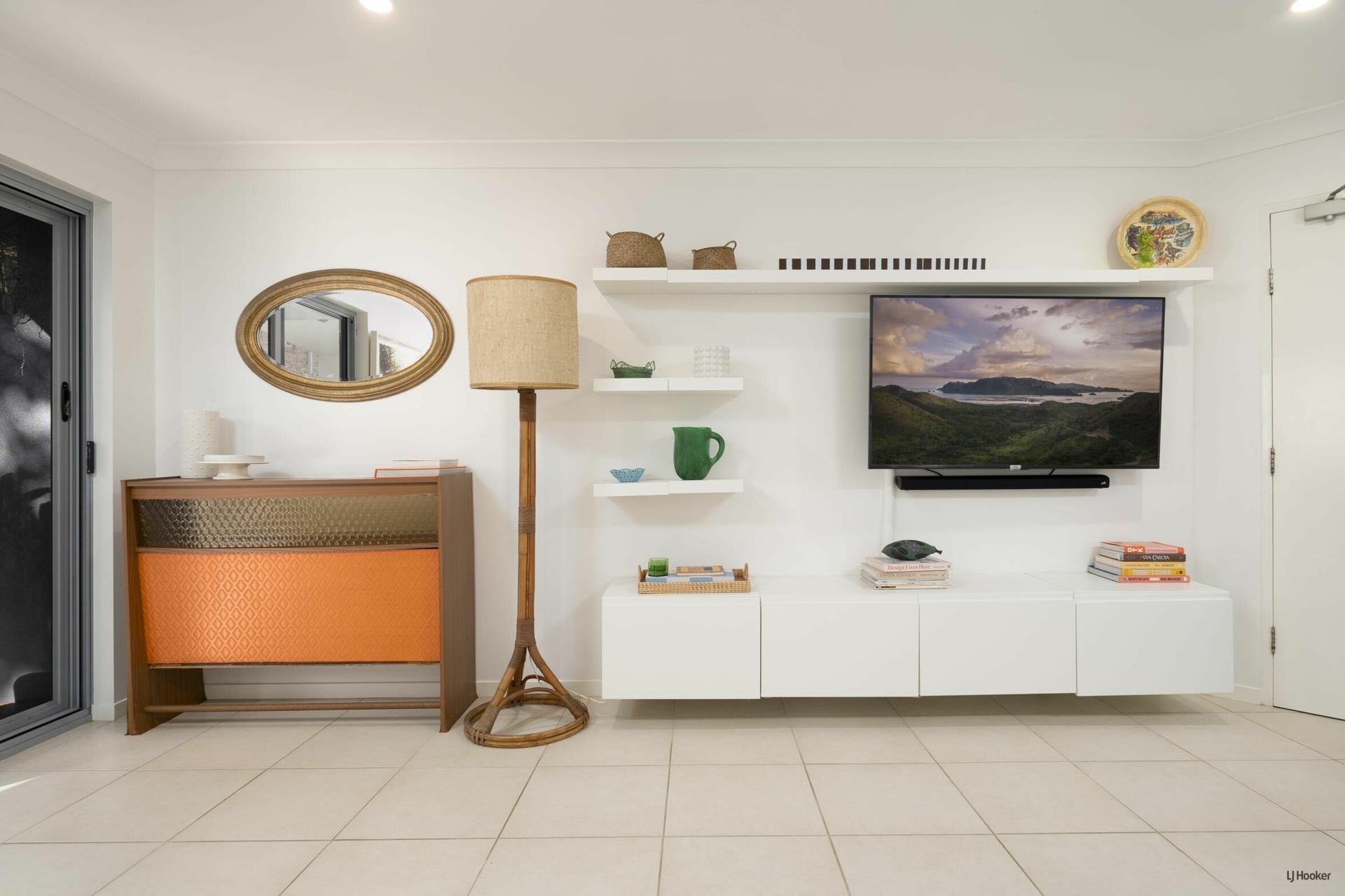1/61 Tallebudgera Drive — photo 8 of 22