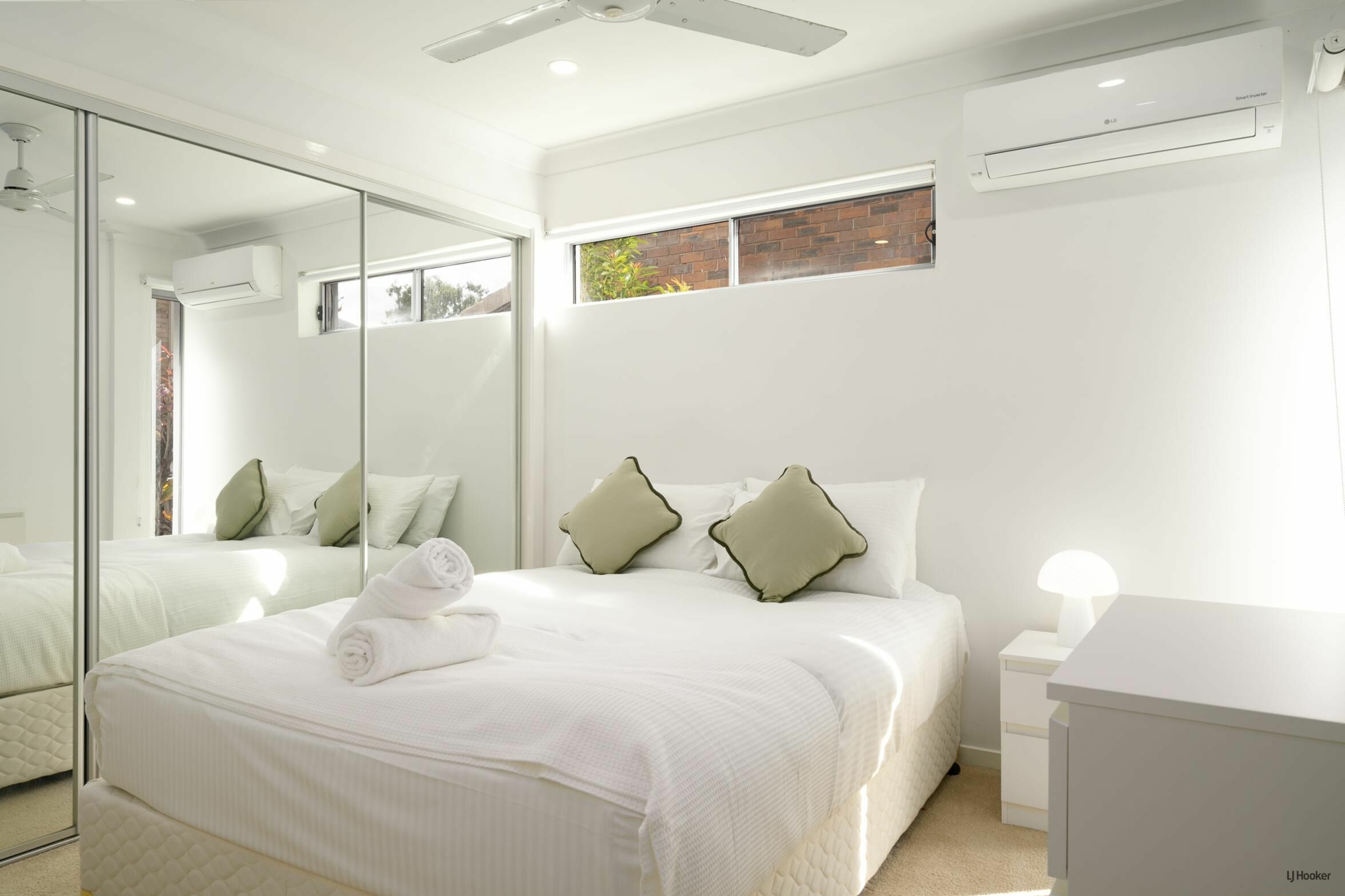 1/61 Tallebudgera Drive — photo 12 of 22
