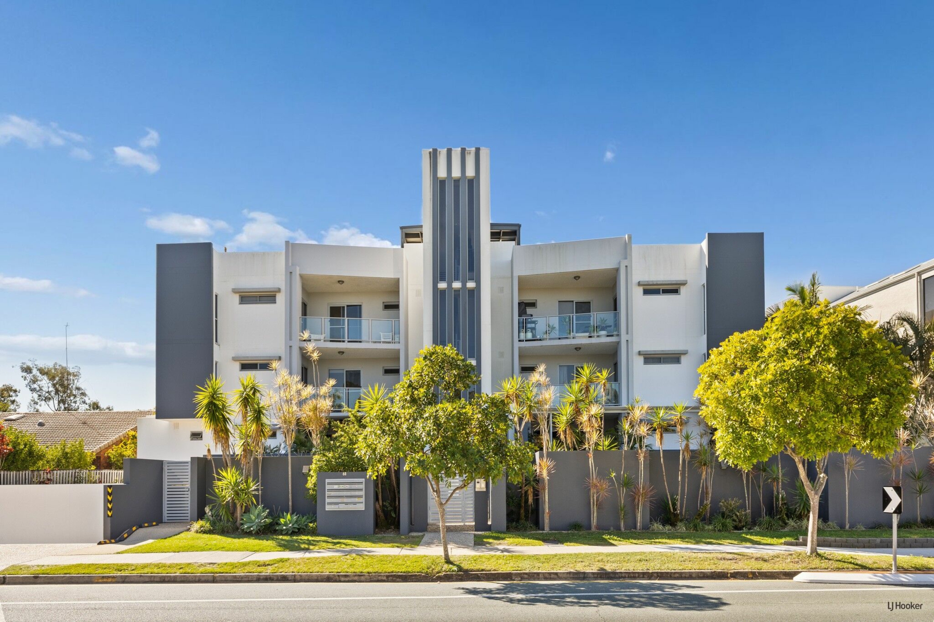 1/61 Tallebudgera Drive — photo 17 of 22