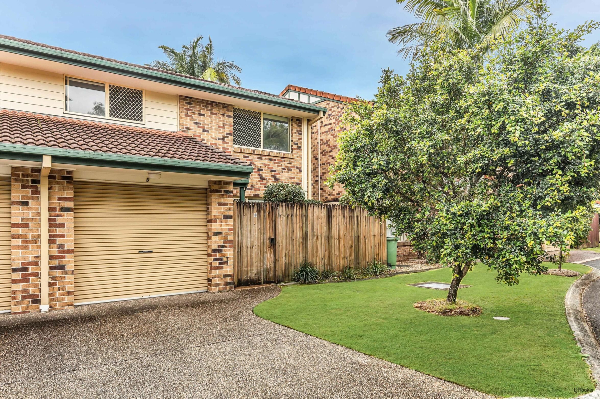 6/18 Bottlewood Court — photo 13 of 14