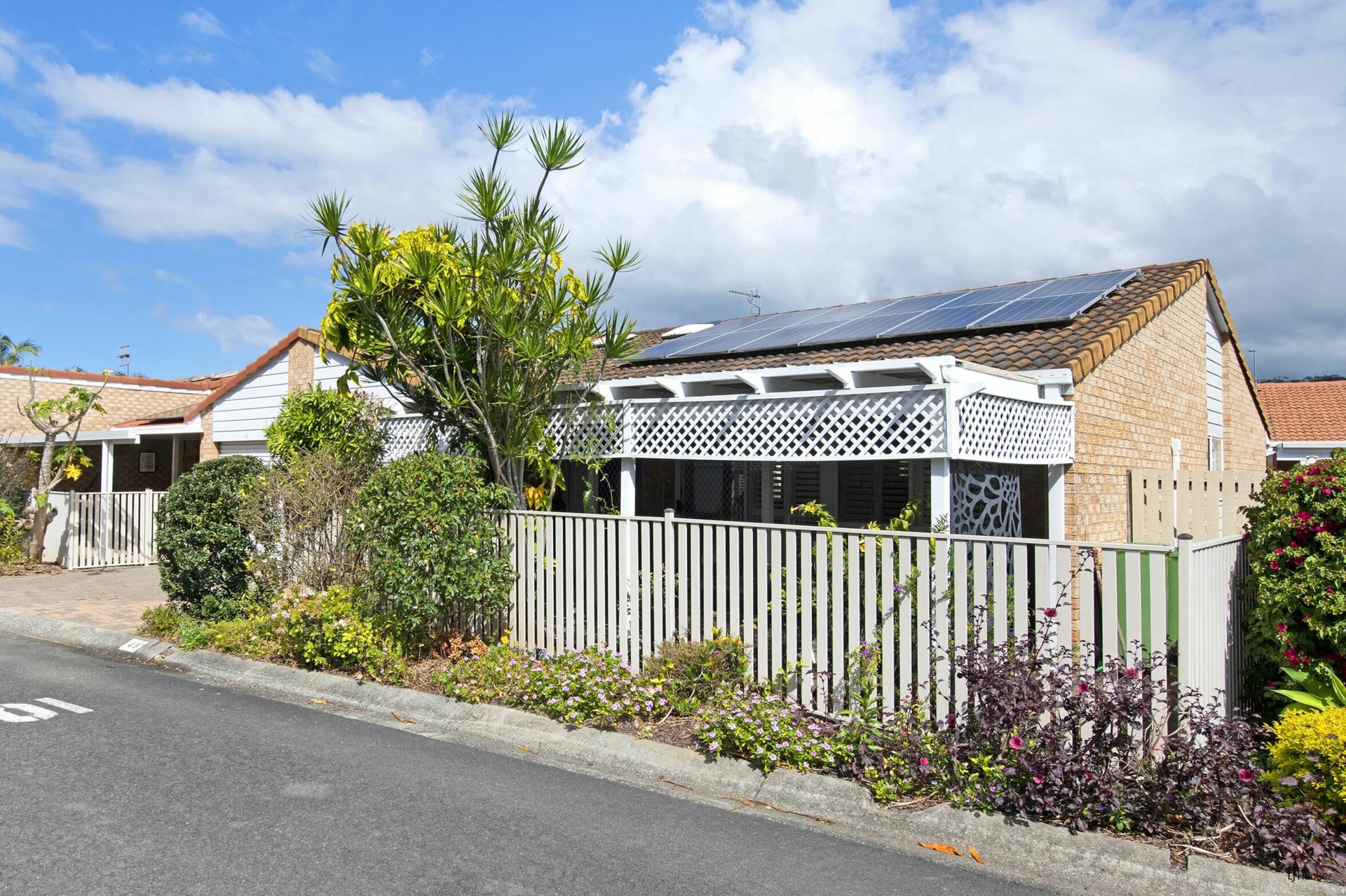49/154 Currumbin Creek Road — photo 15 of 15