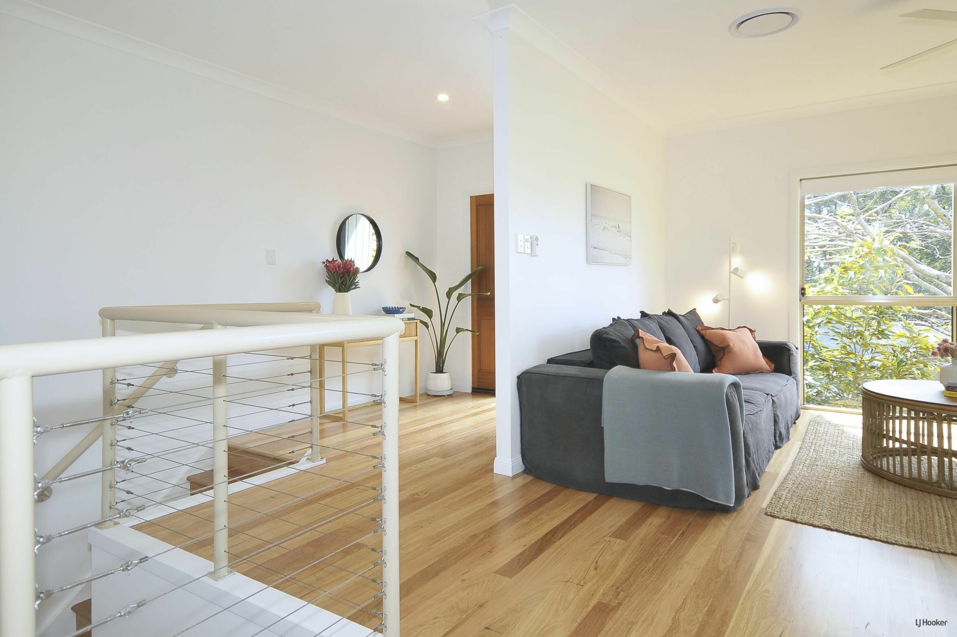 6 Sanctuary Crescent — photo 4 of 27