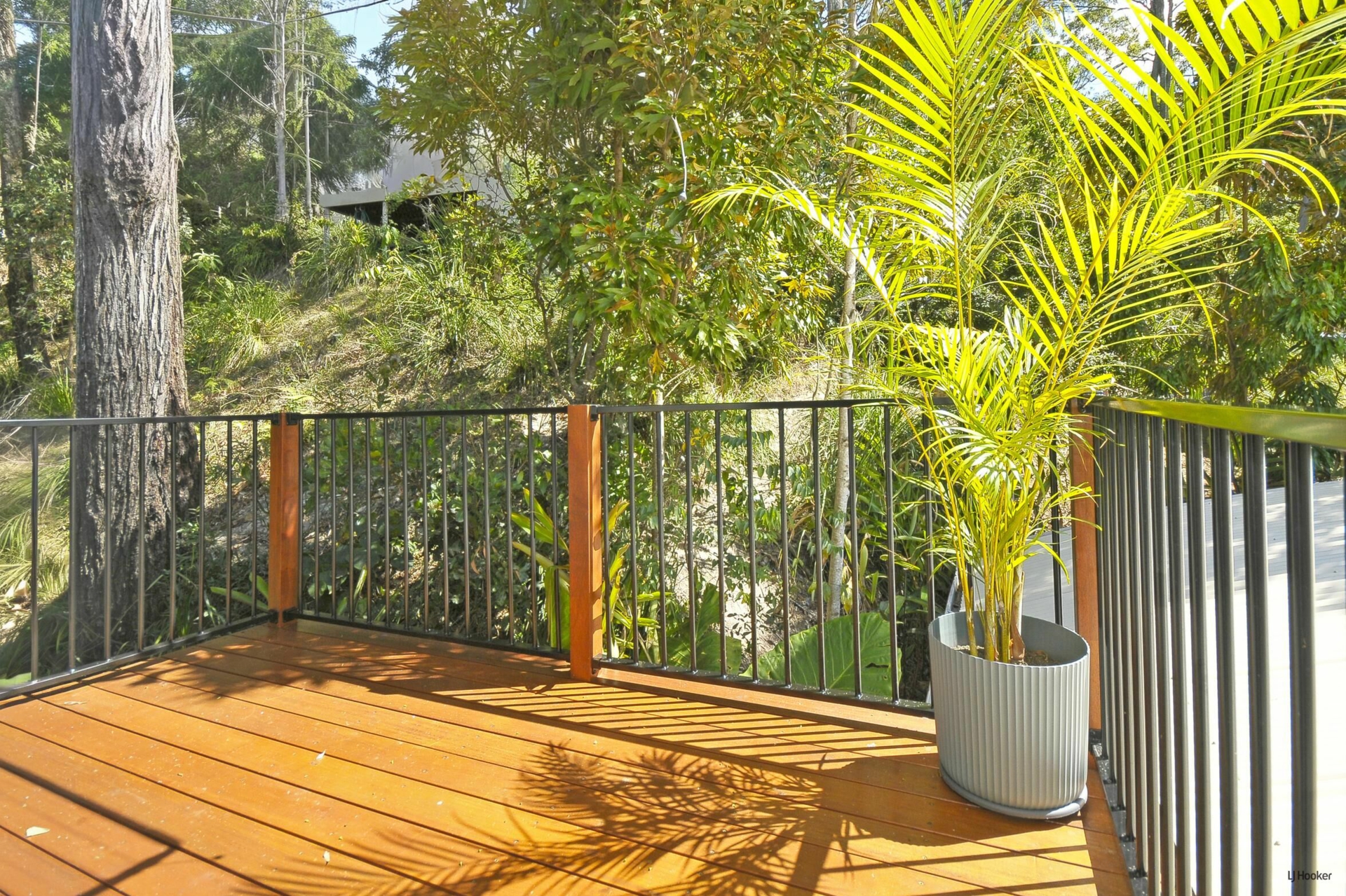 6 Sanctuary Crescent — photo 24 of 27