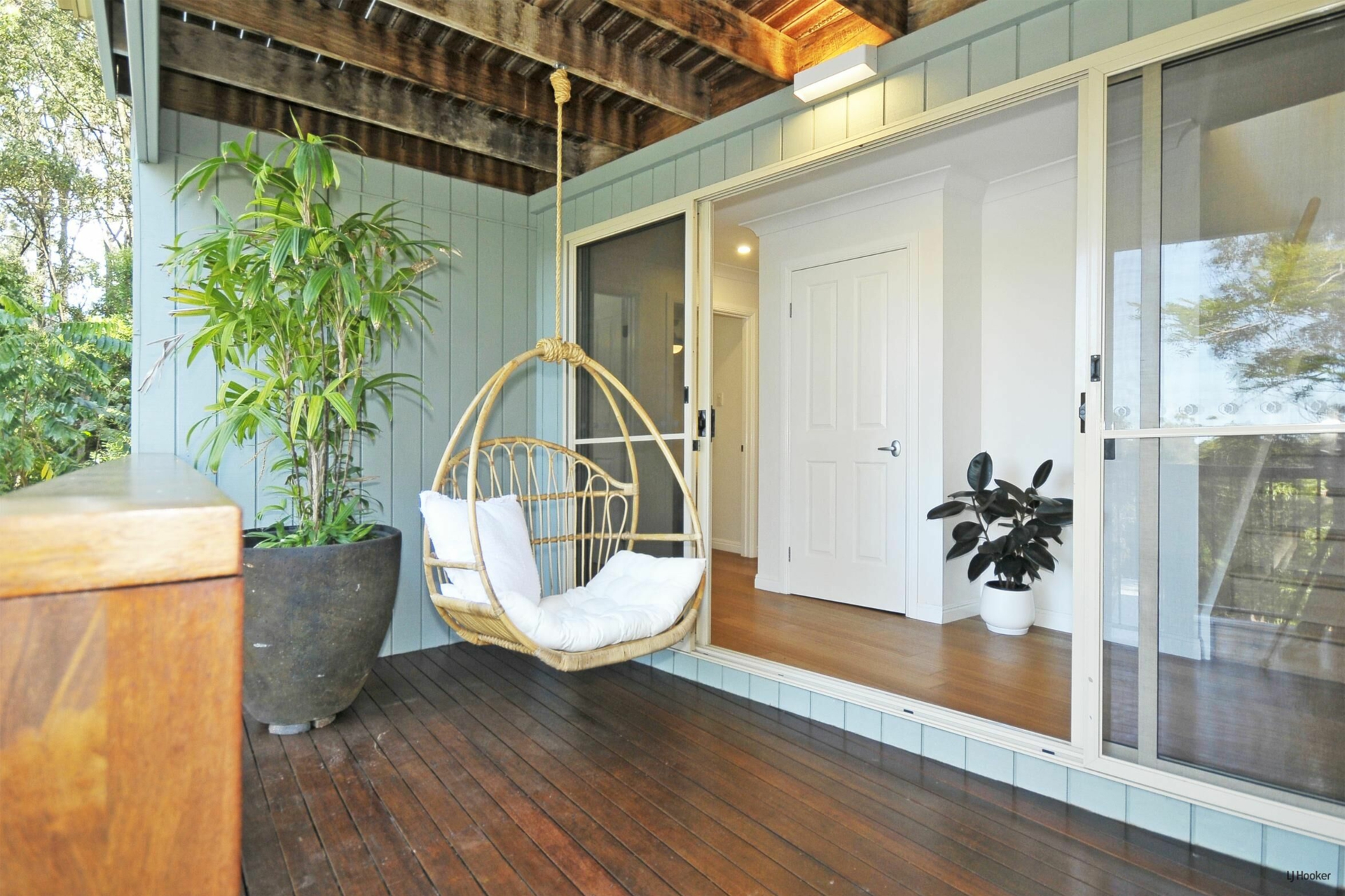 6 Sanctuary Crescent — photo 25 of 27