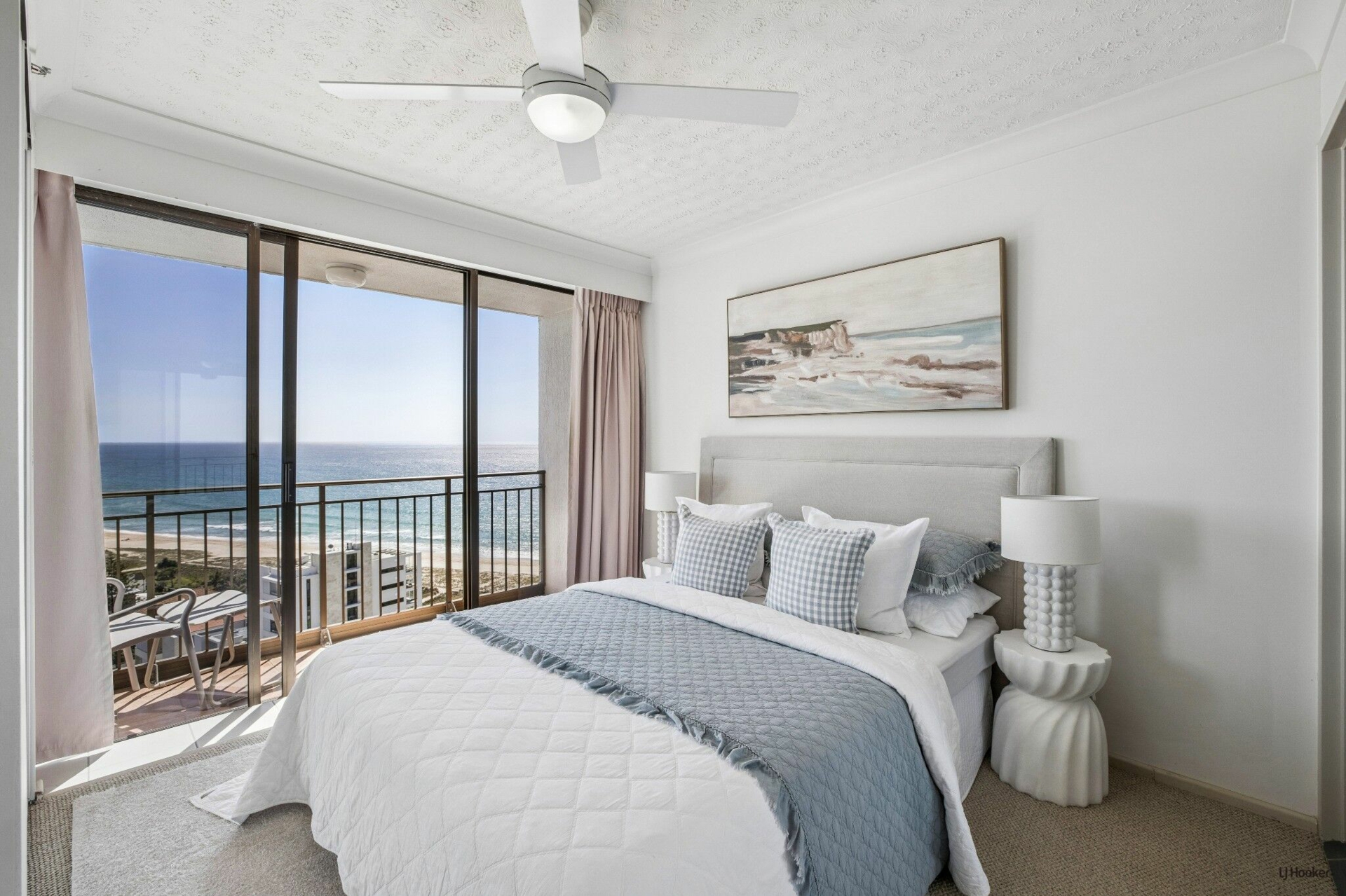 17E/973 Gold Coast Highway — photo 7 of 24