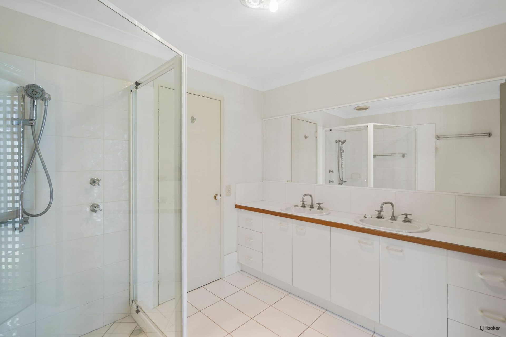 13 Saffron Street — photo 18 of 29