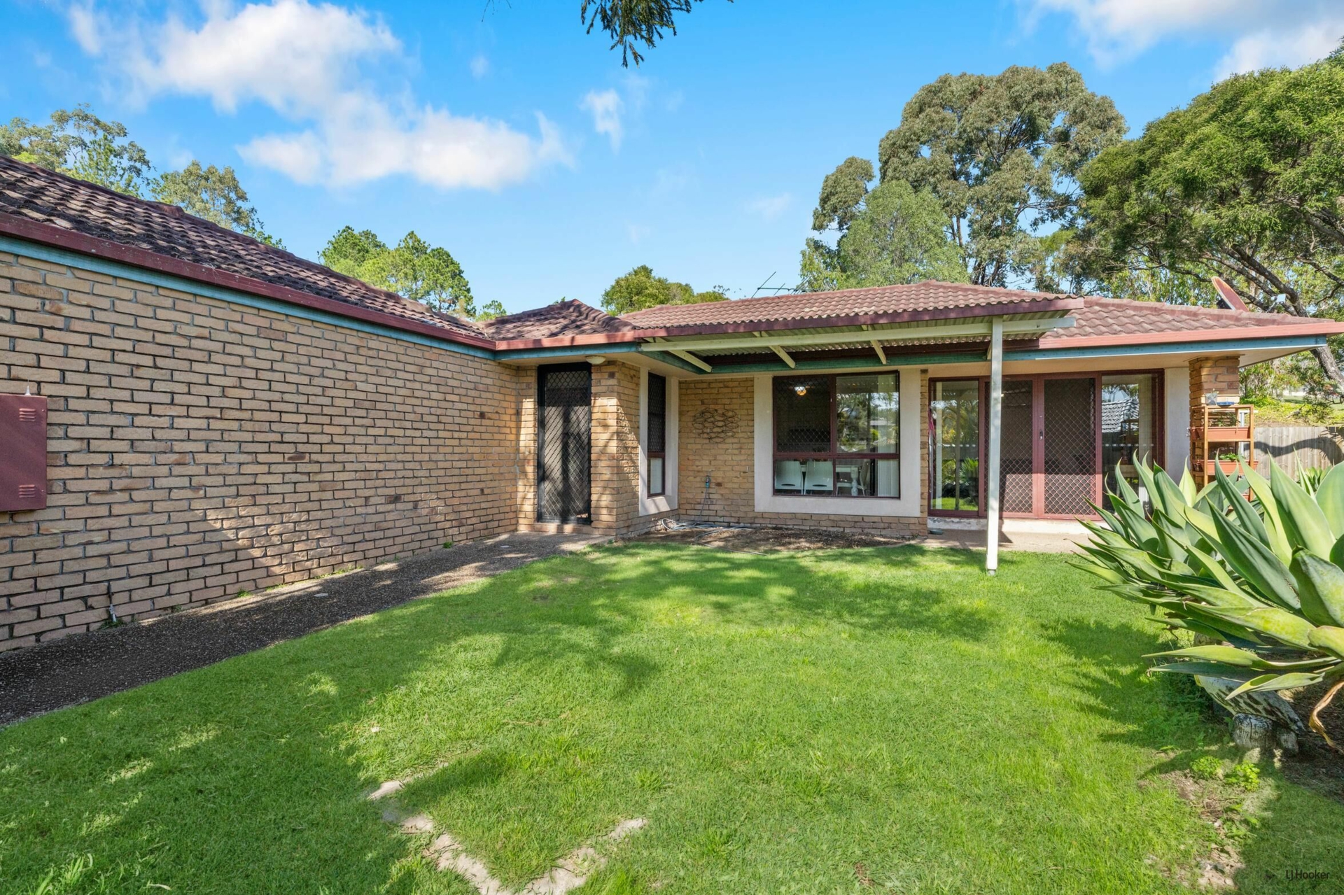 13 Goldvilla Drive — photo 11 of 18