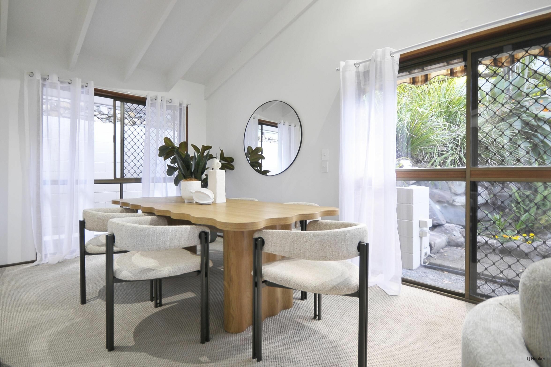 6 Illyria Street — photo 8 of 20