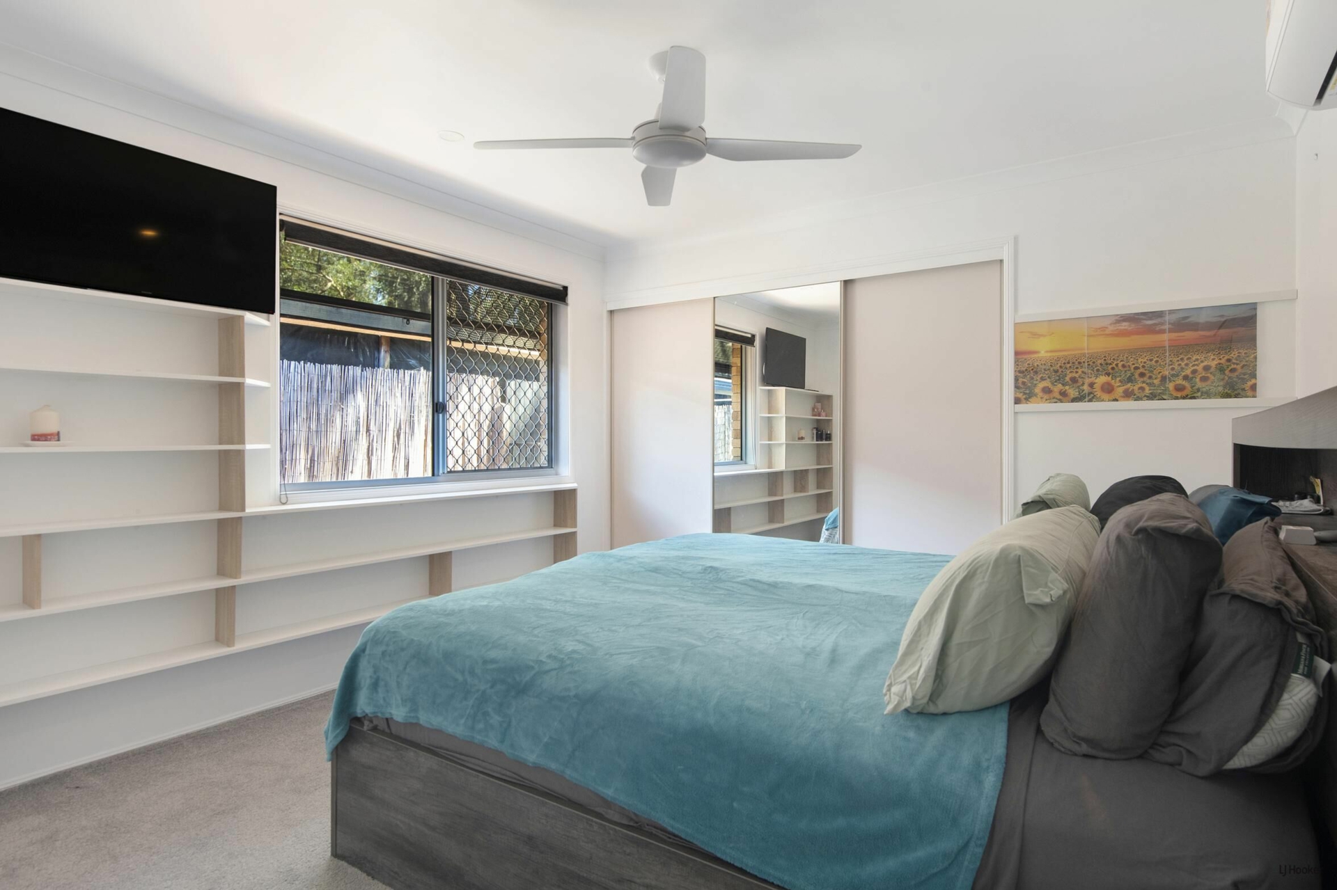 23 Mollys Place — photo 8 of 17