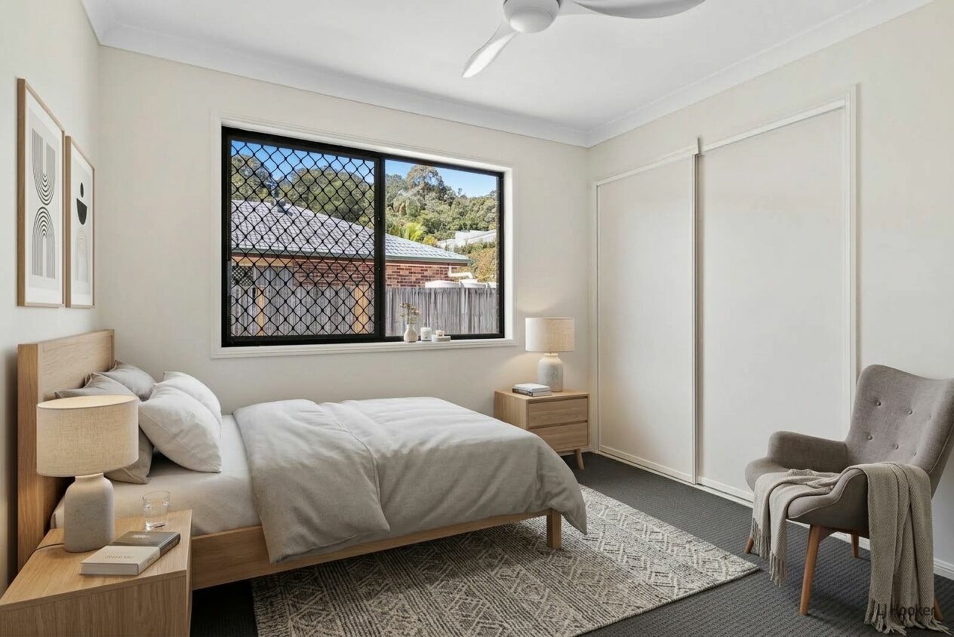 19 Chippendale Crescent — photo 11 of 12