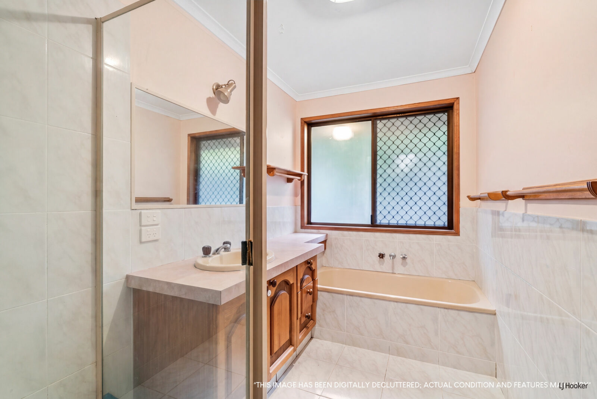 30 Swanbourne Way — photo 6 of 13