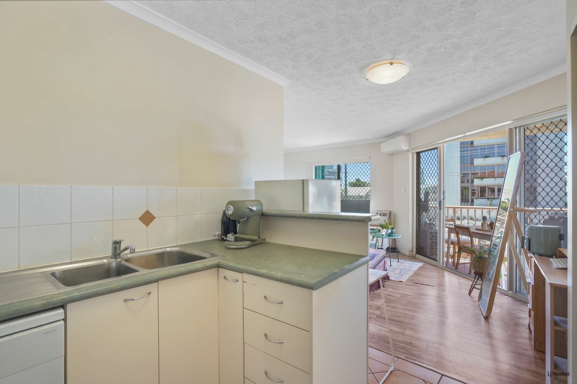 4/1260 Gold Coast Highway — photo 12 of 18