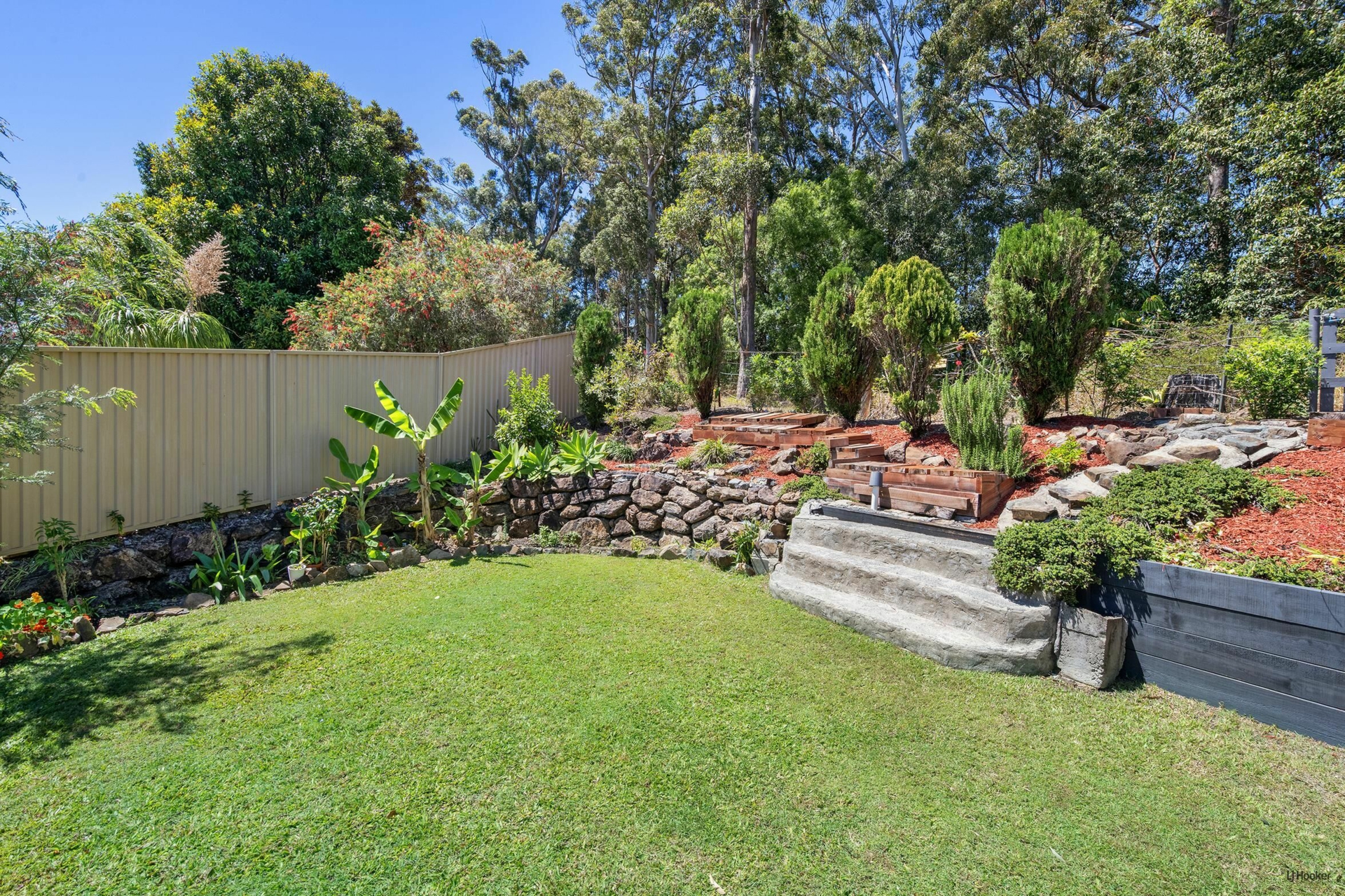 8 Thunder Drive — photo 14 of 24