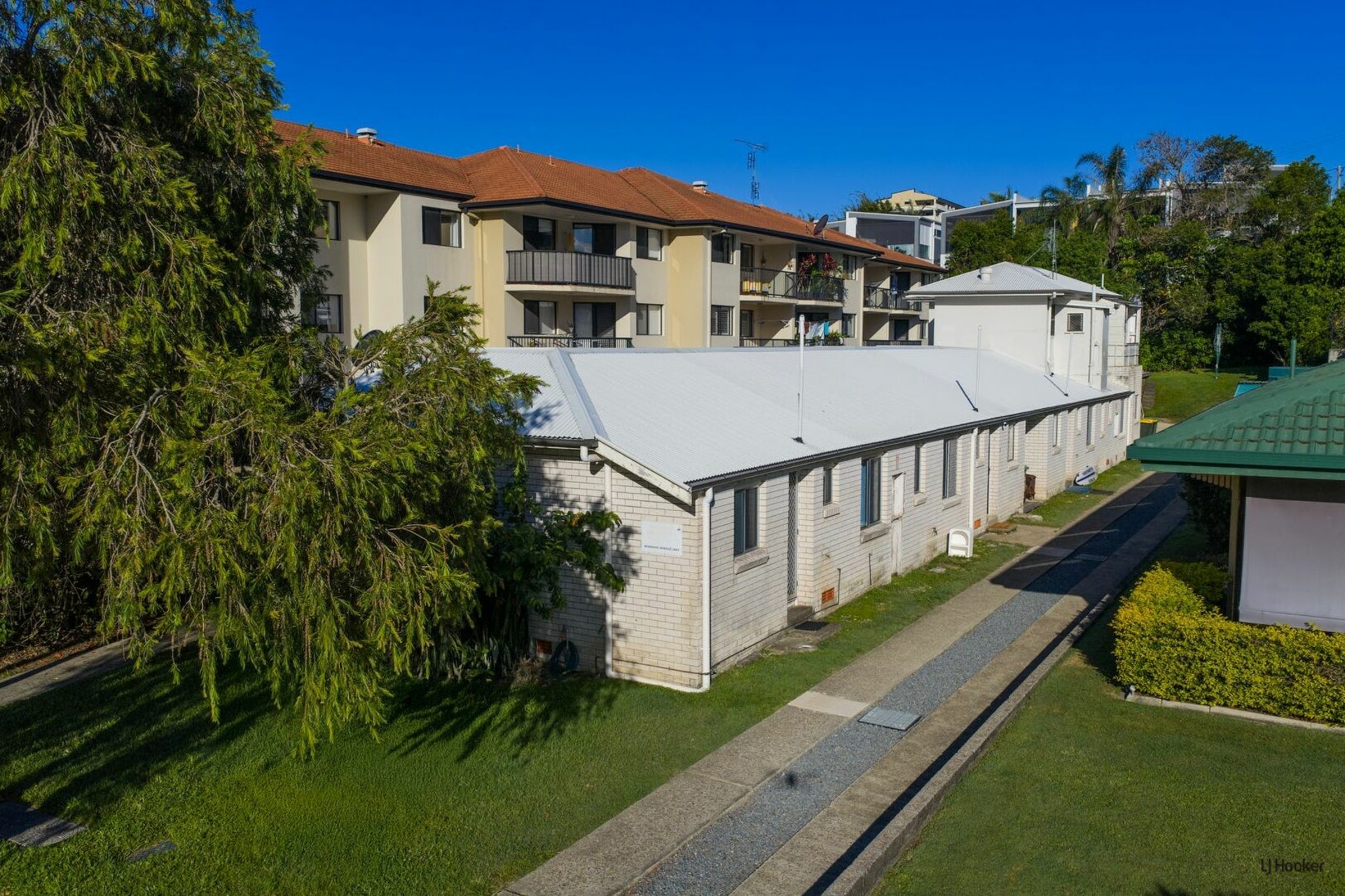 2/76 Dutton Street — photo 17 of 18