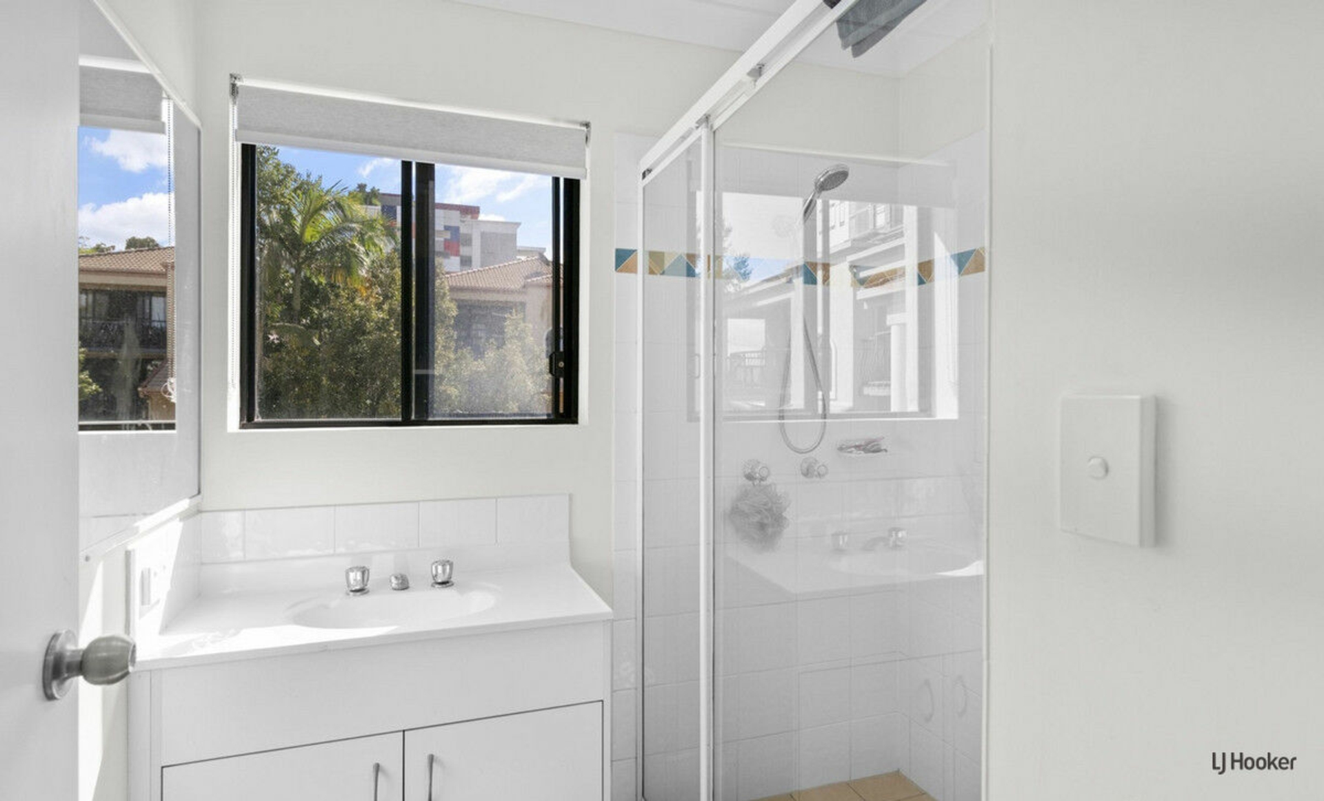 30/16-26 Waverley Street — photo 9 of 10