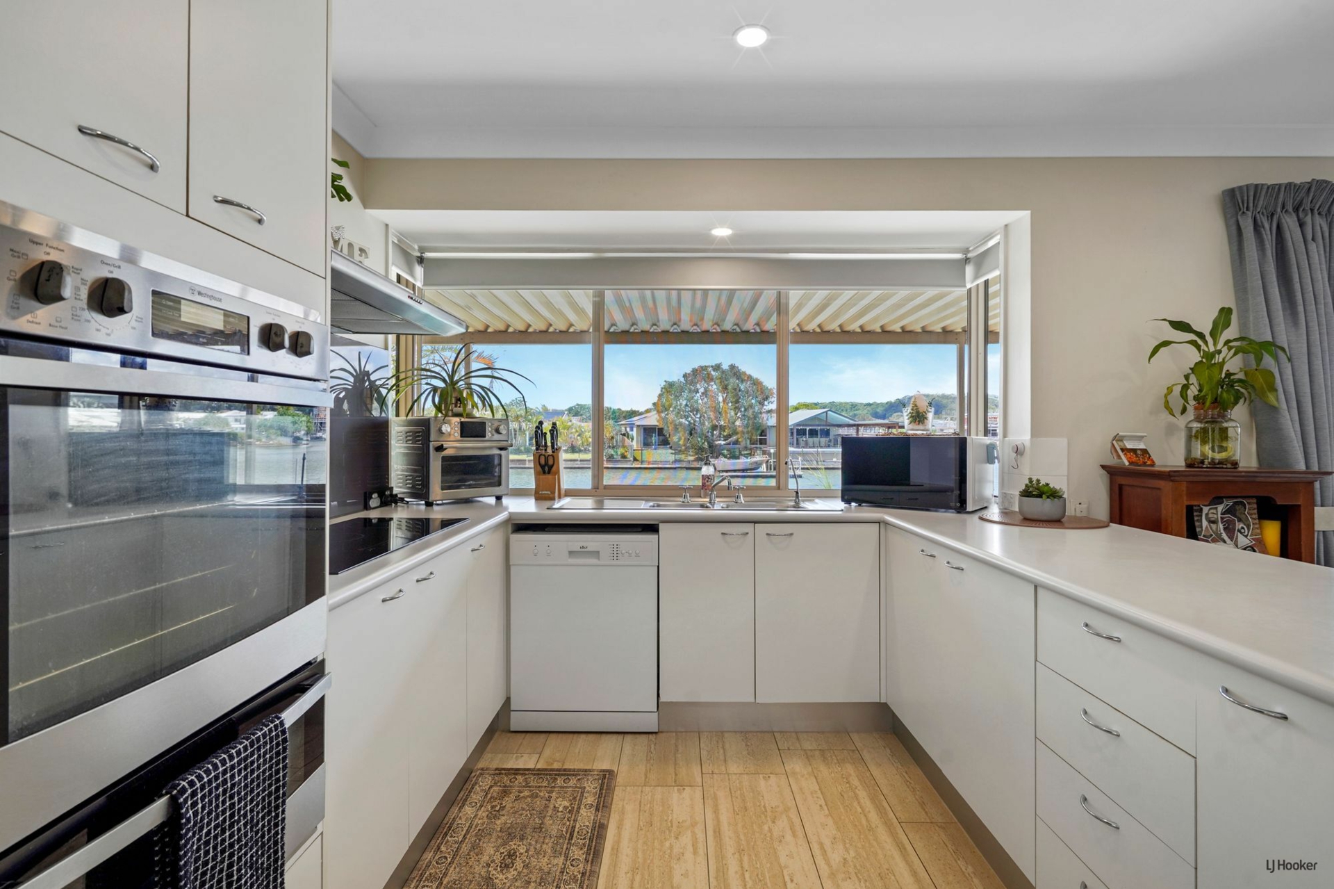16 Harris Court — photo 9 of 25