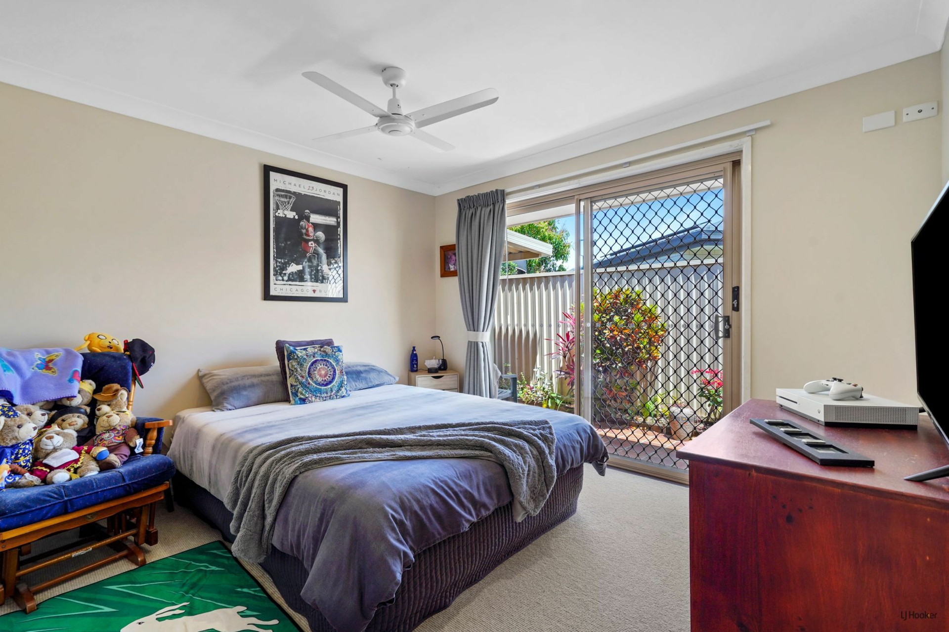 16 Harris Court — photo 12 of 25