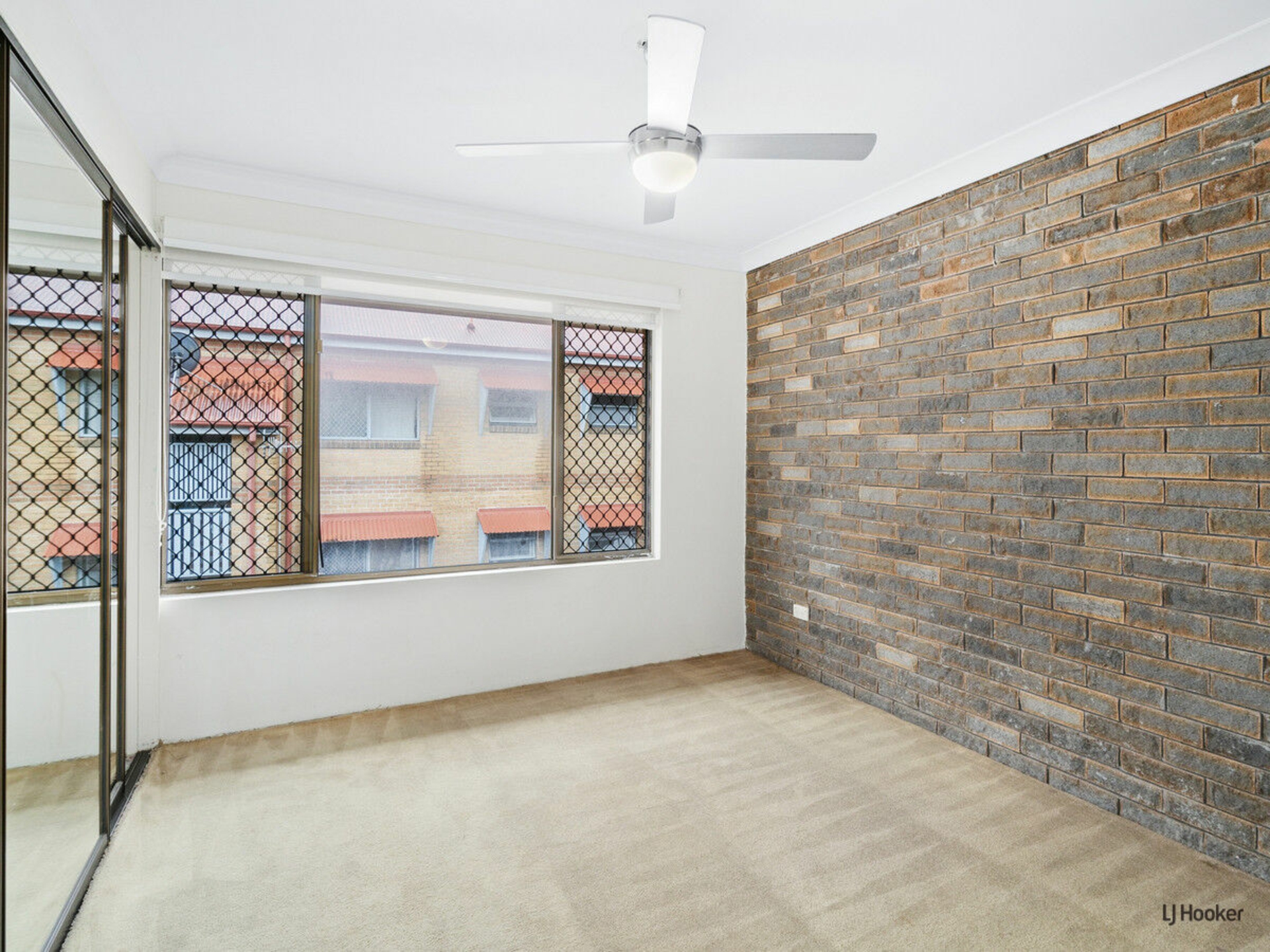 5/48 Sarawak Avenue — photo 4 of 7