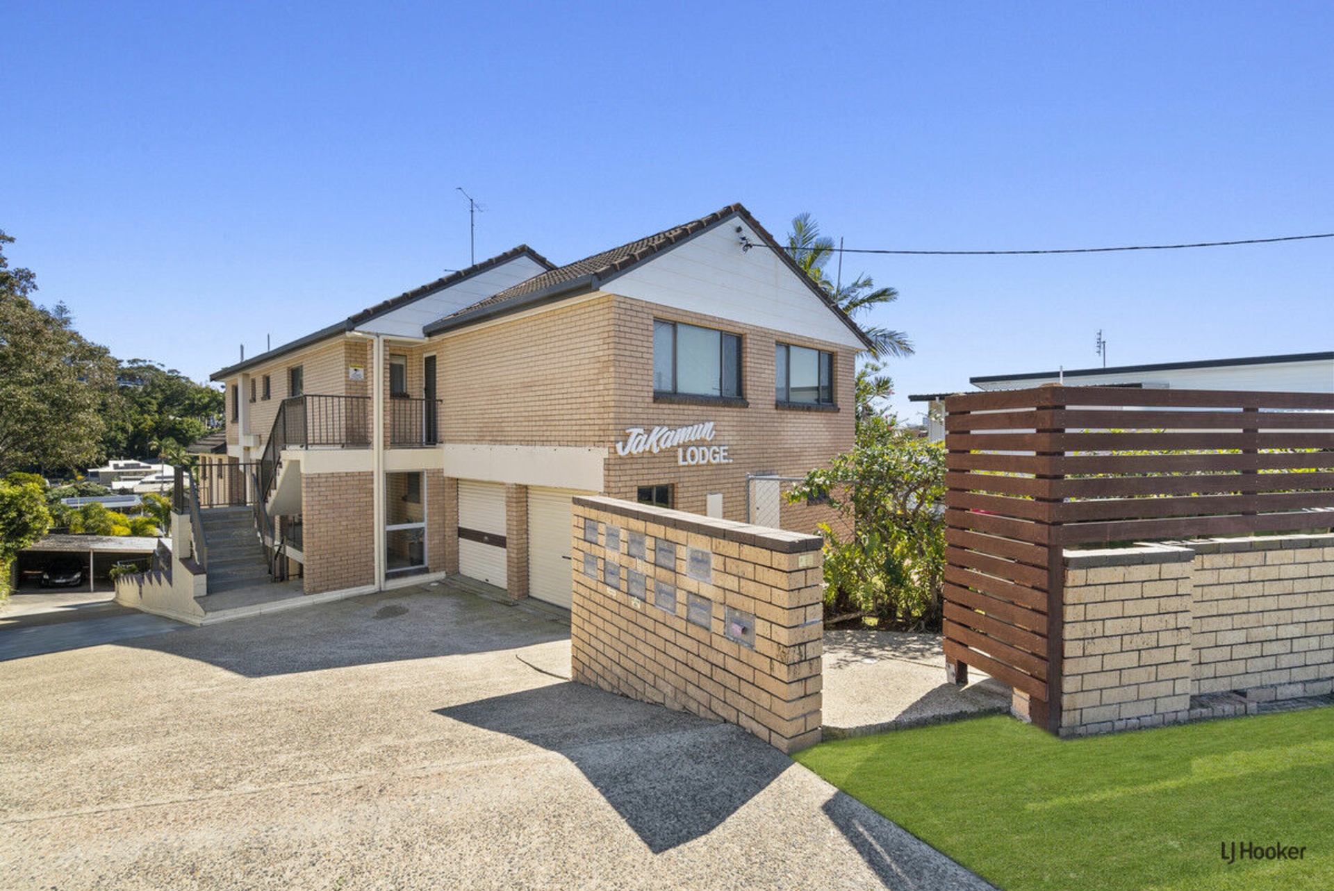 5/57 Dixon Street — photo 2 of 16