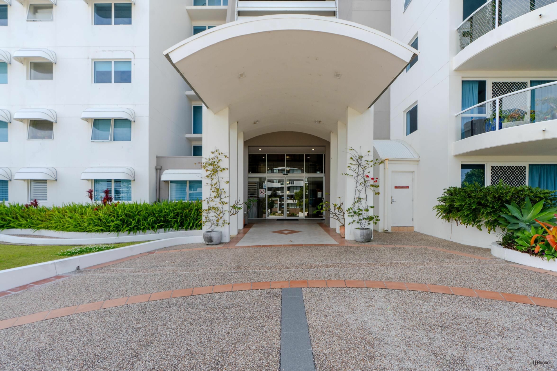 410/1483 Gold Coast Highway — photo 15 of 23