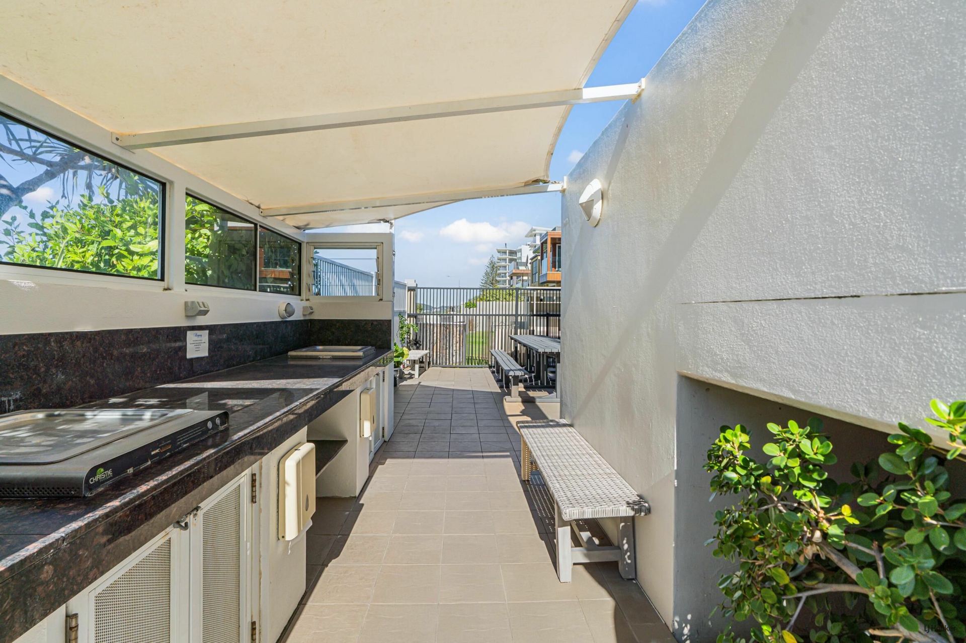 410/1483 Gold Coast Highway — photo 18 of 23